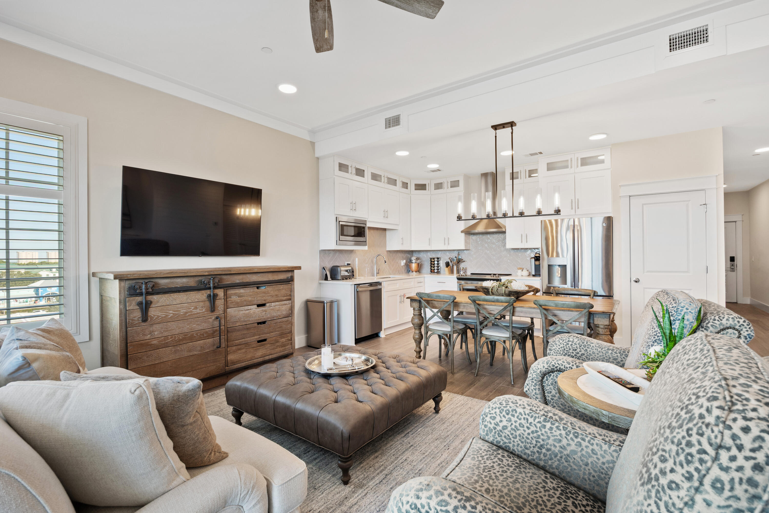 206 Henderson Resort Way 5404