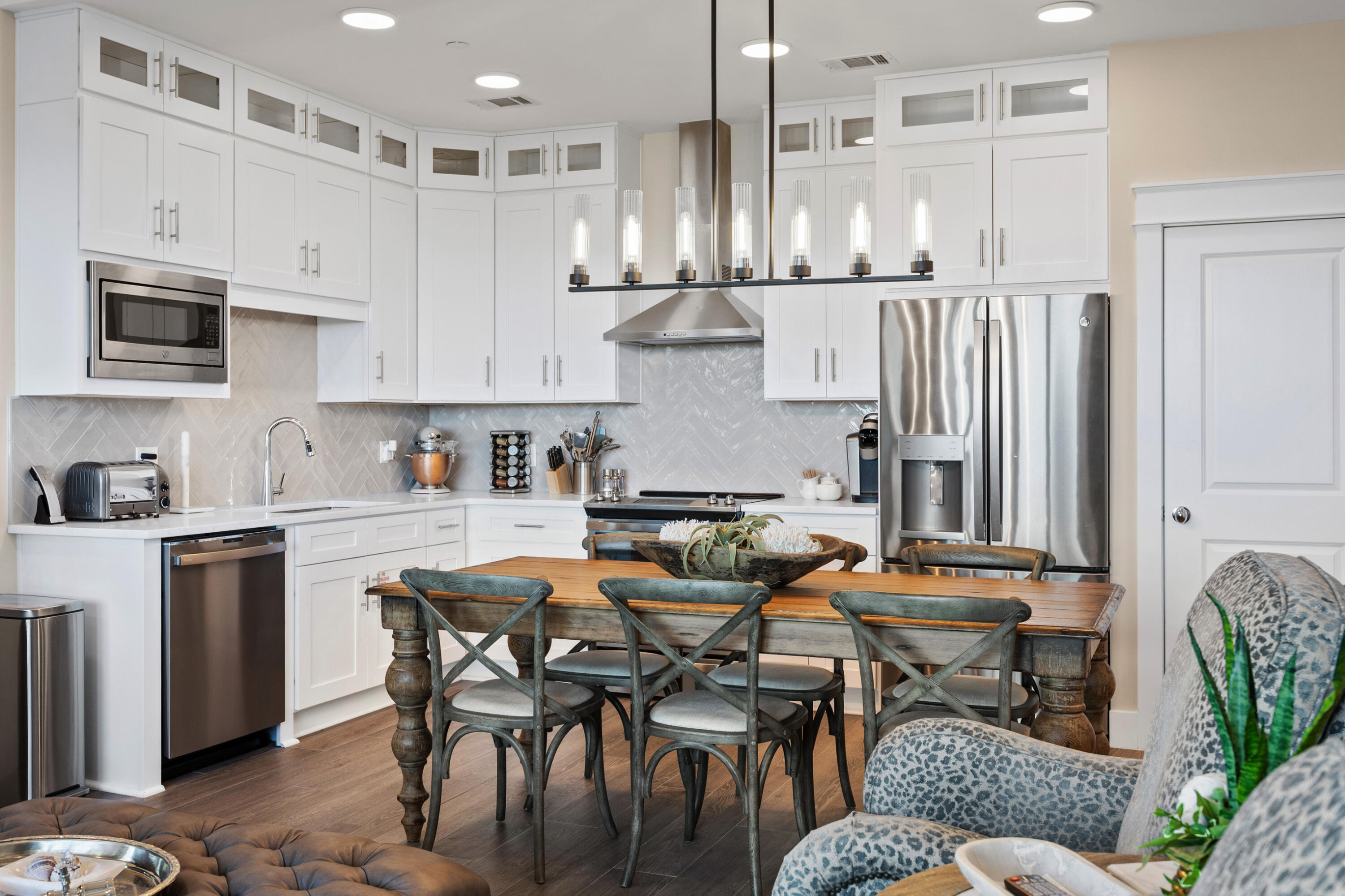 206 Henderson Resort Way 5404