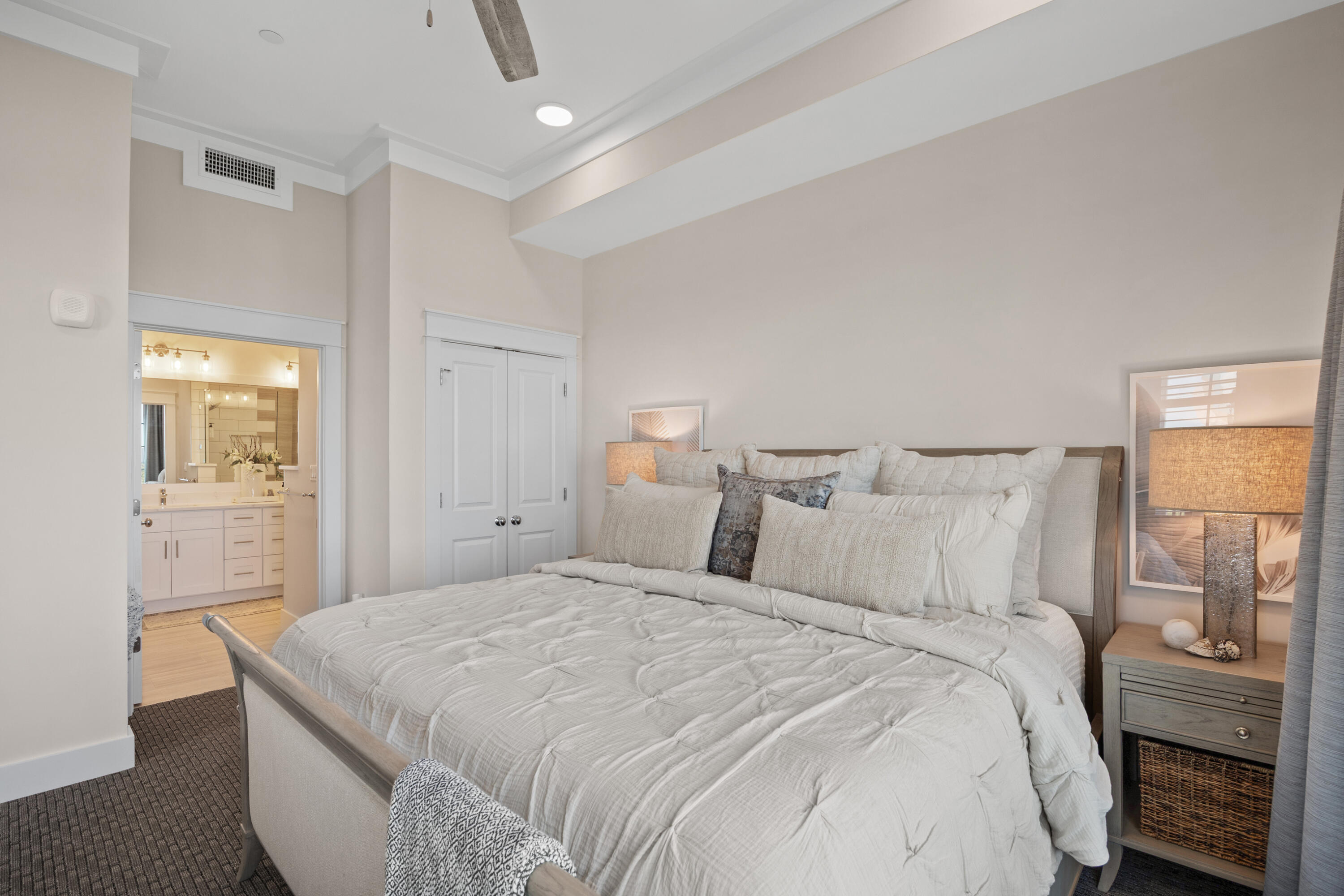 206 Henderson Resort Way 5404