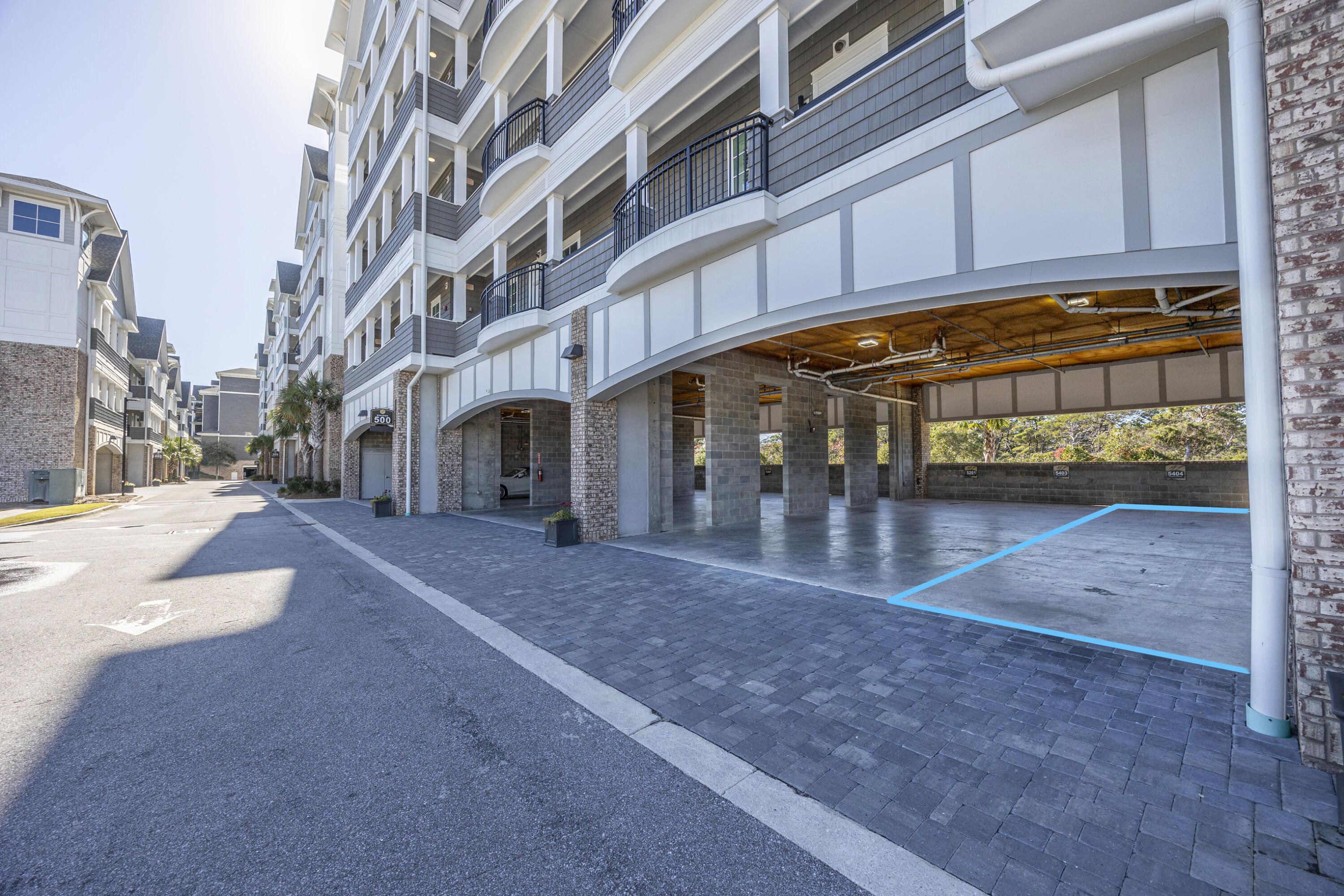 206 Henderson Resort Way 5404