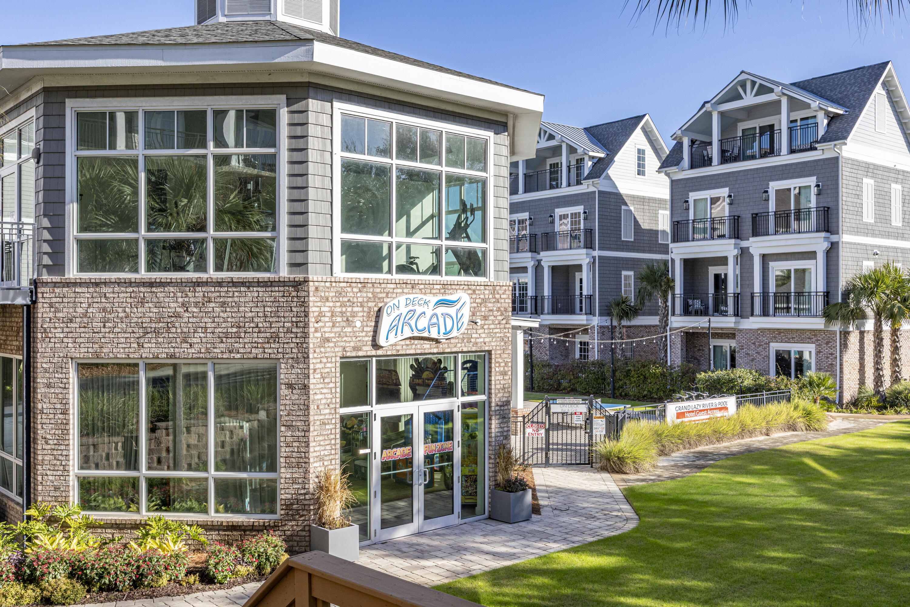 206 Henderson Resort Way 5404