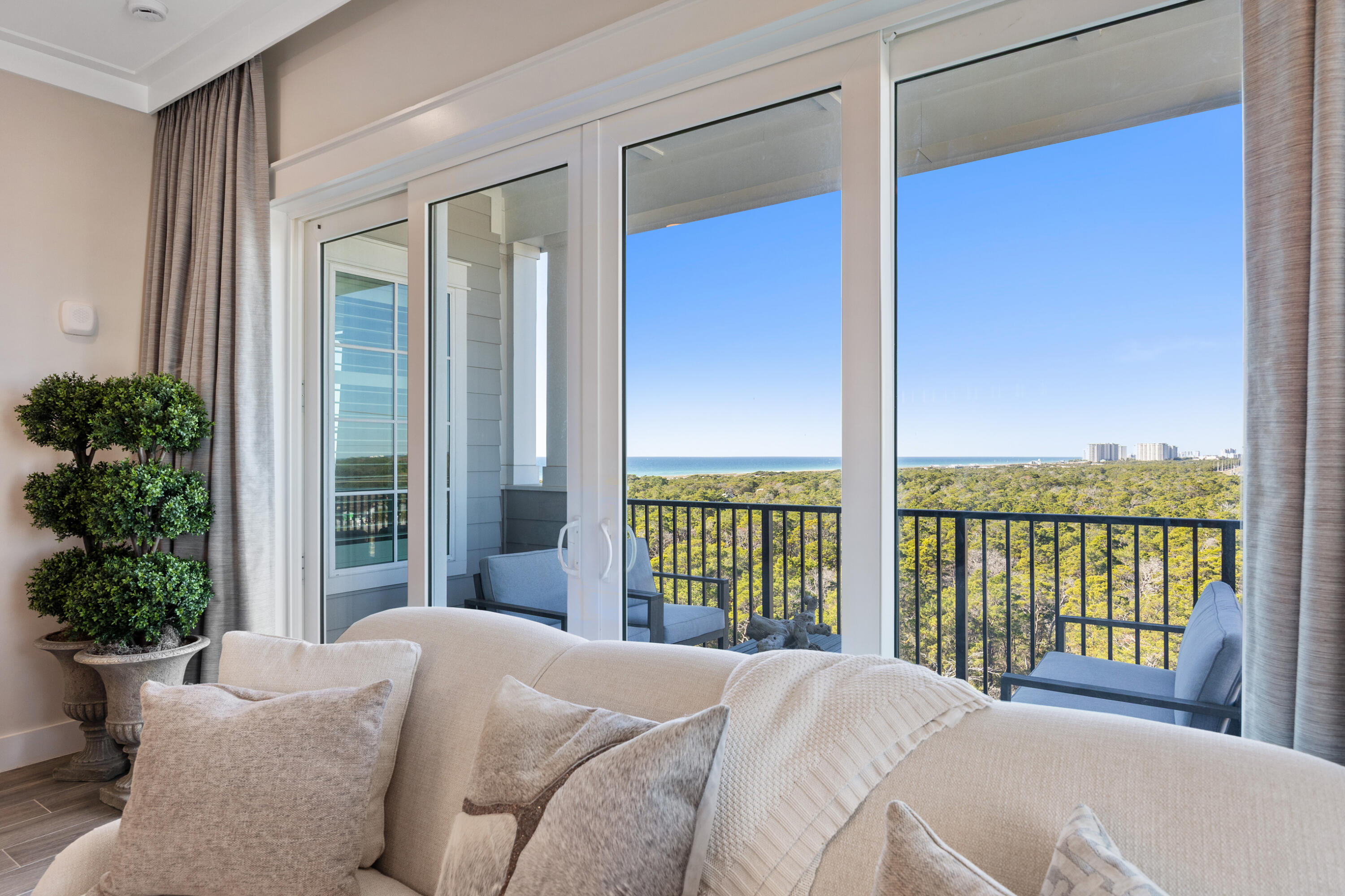 206 Henderson Resort Way 5404