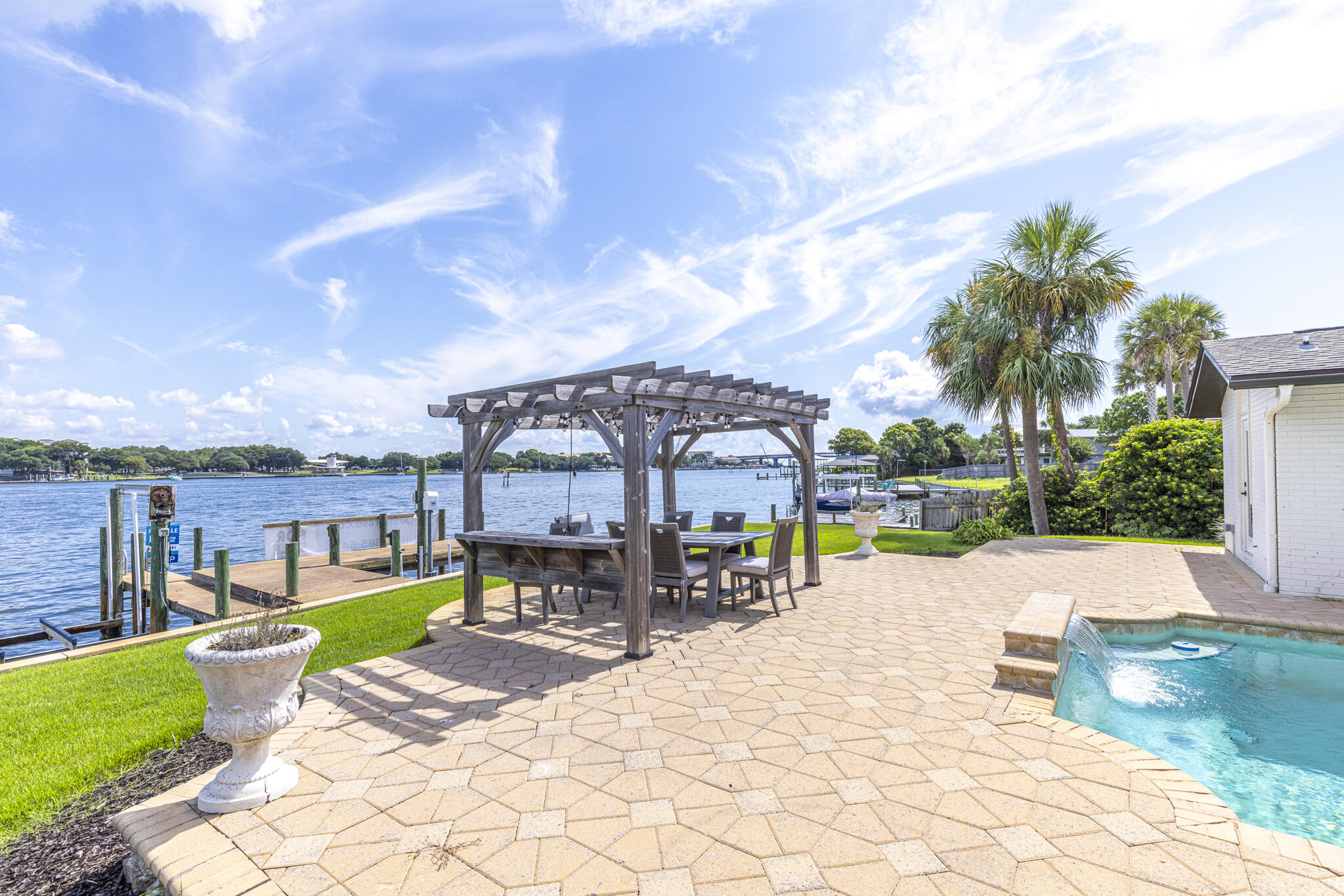 423 Caviar Drive