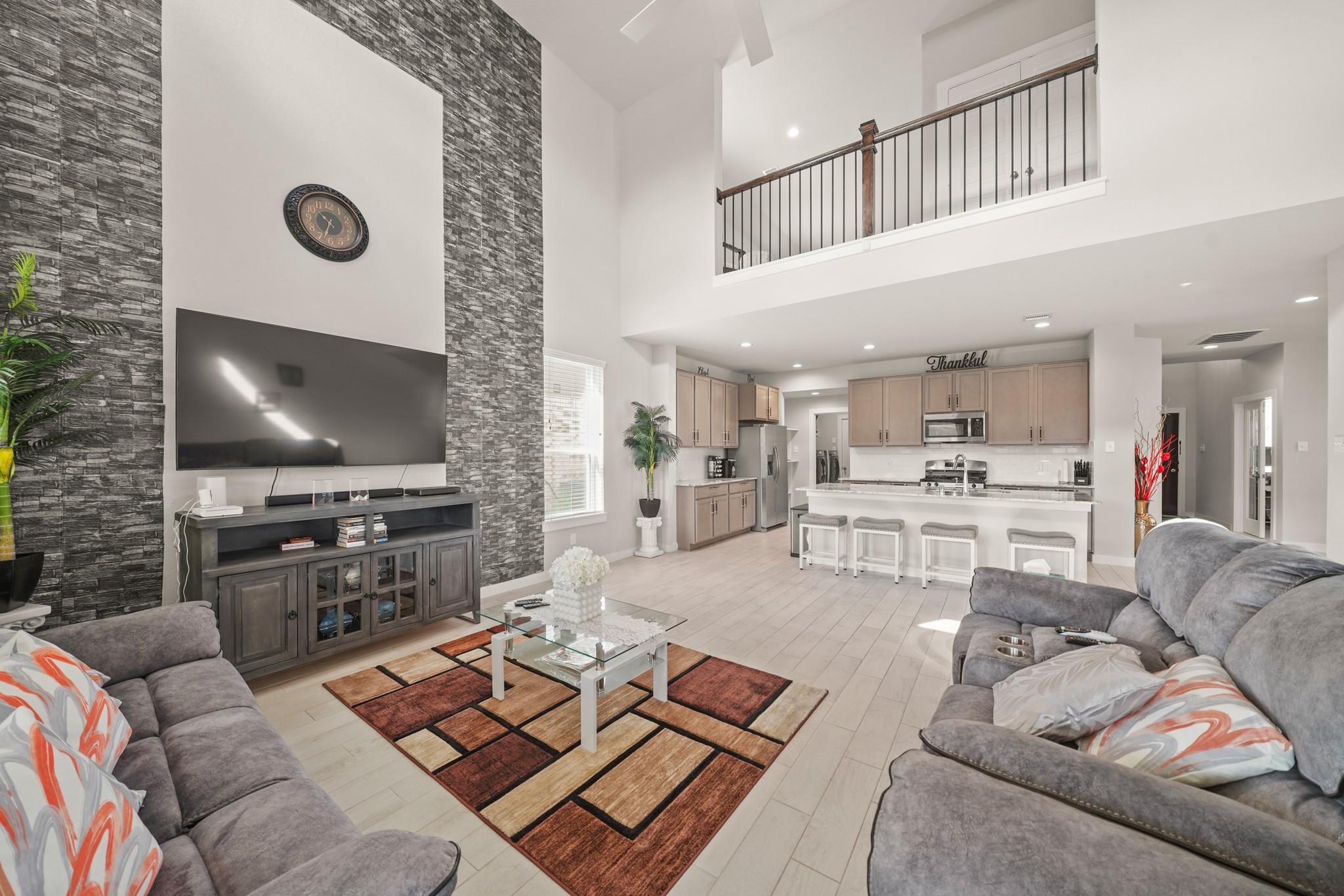 18419 Windy Knoll Way