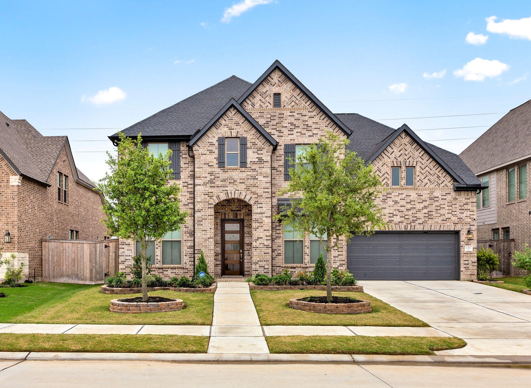 10507 Halley Lane