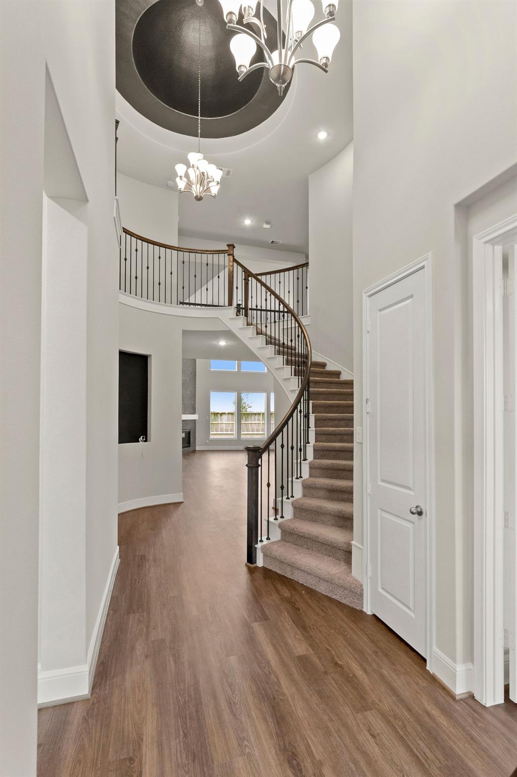 10507 Halley Lane