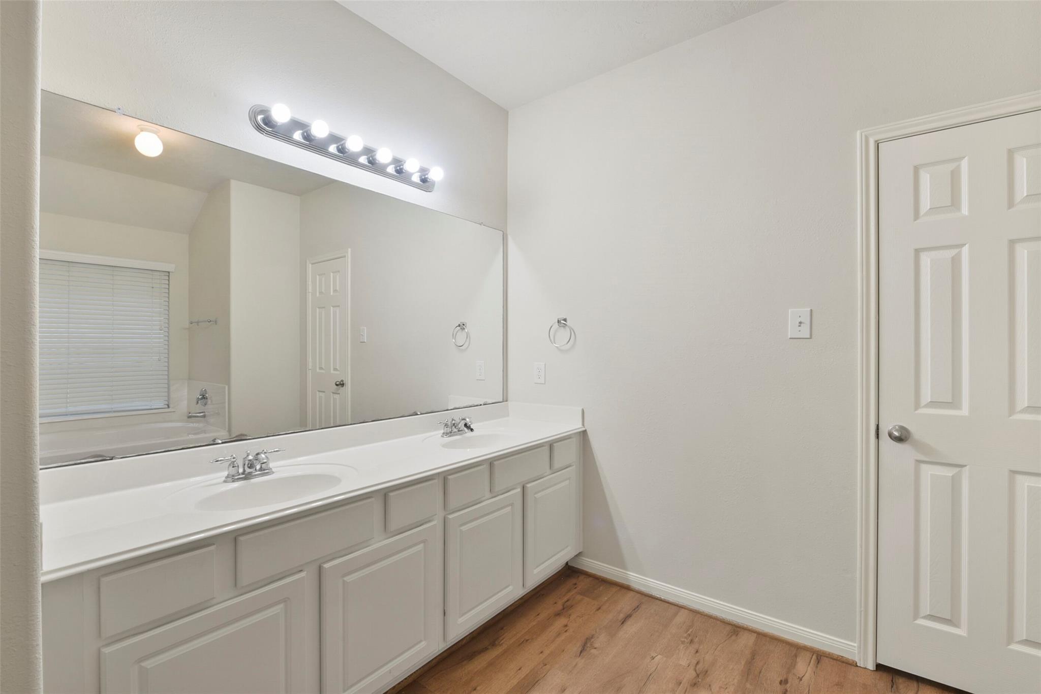7514 Boxwood Ridge Lane