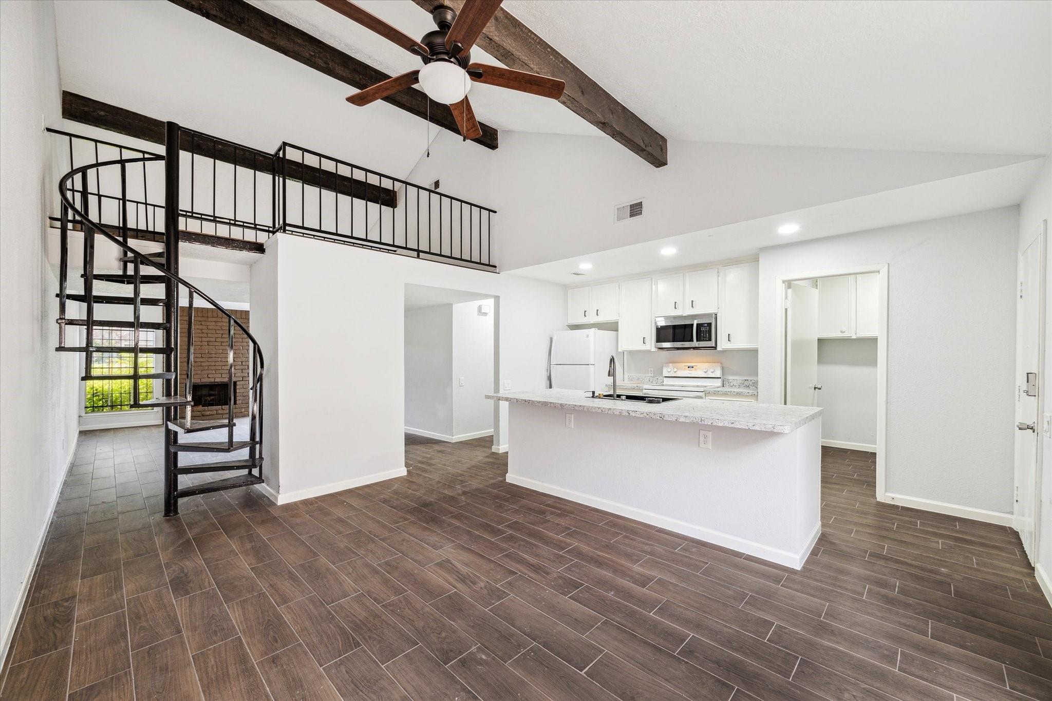 8628 Maplecrest Drive