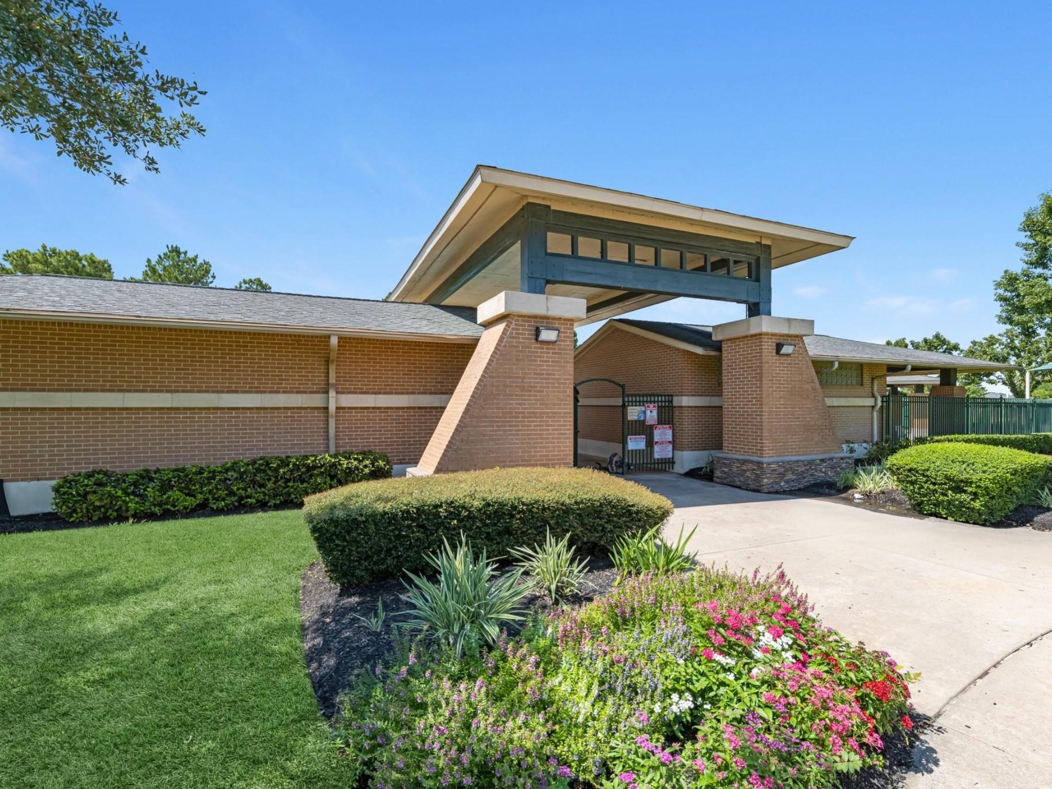 18419 Windy Knoll Way