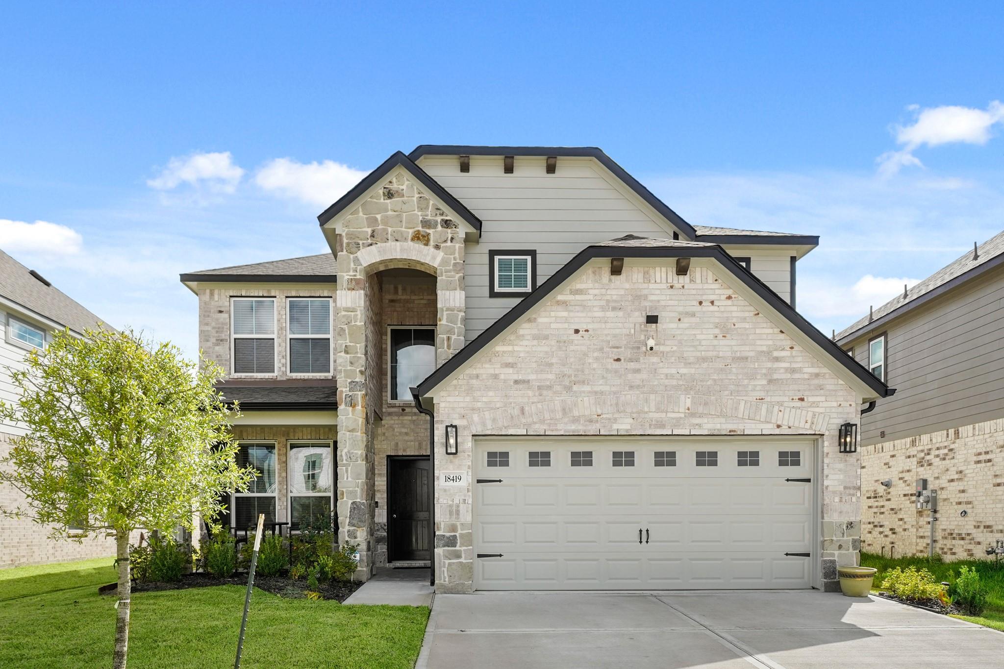 18419 Windy Knoll Way