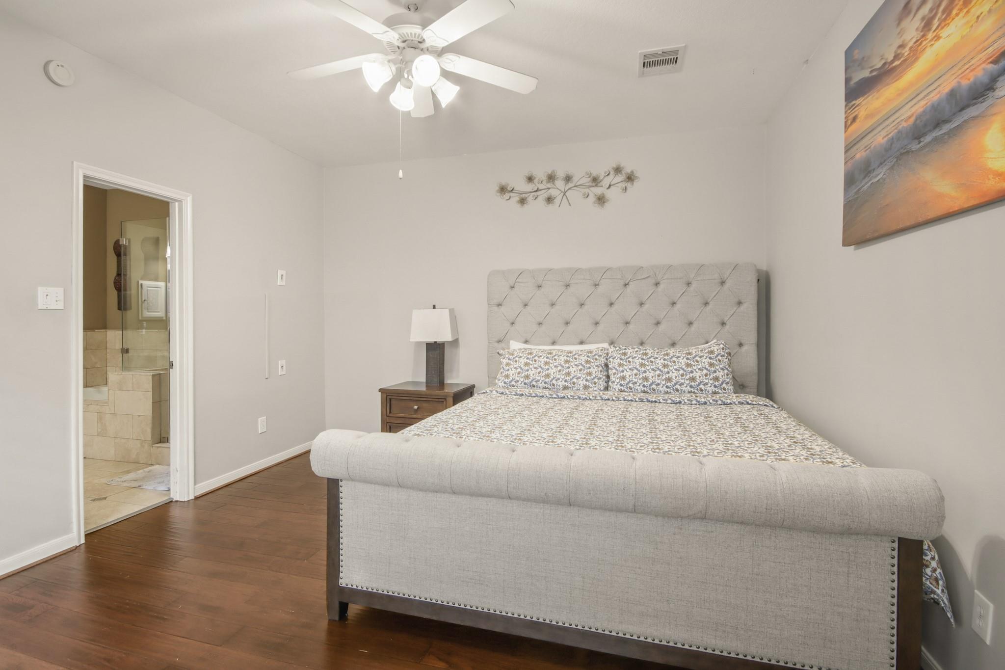 55 W Pipers Green Street