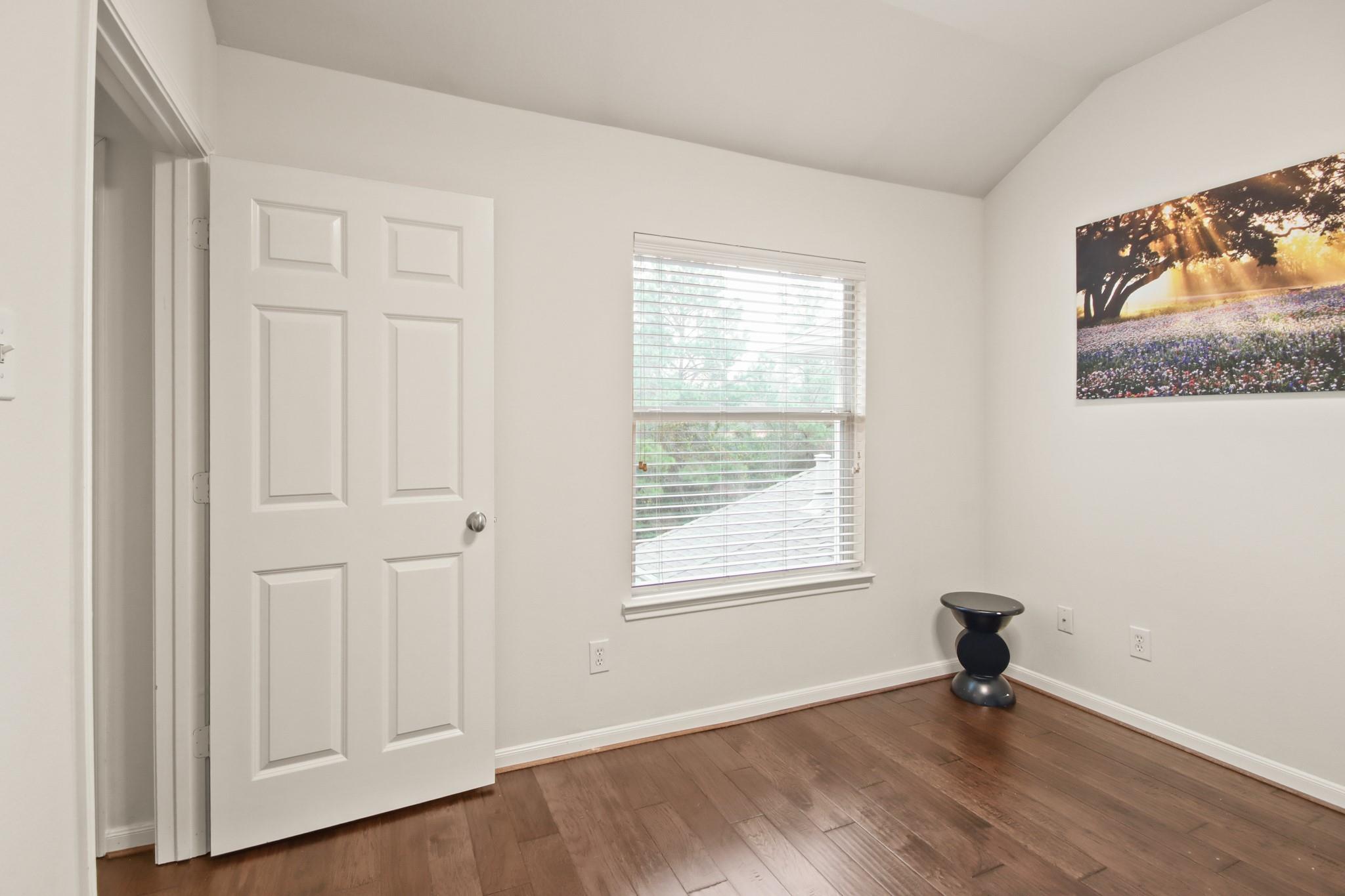 55 W Pipers Green Street