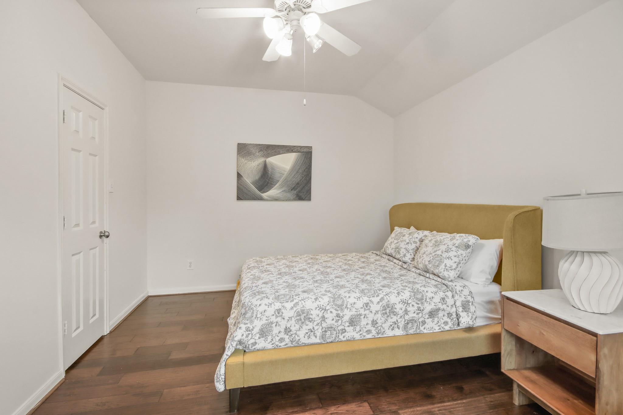 55 W Pipers Green Street