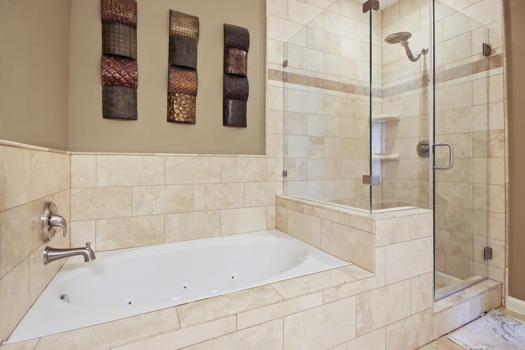 55 W Pipers Green Street