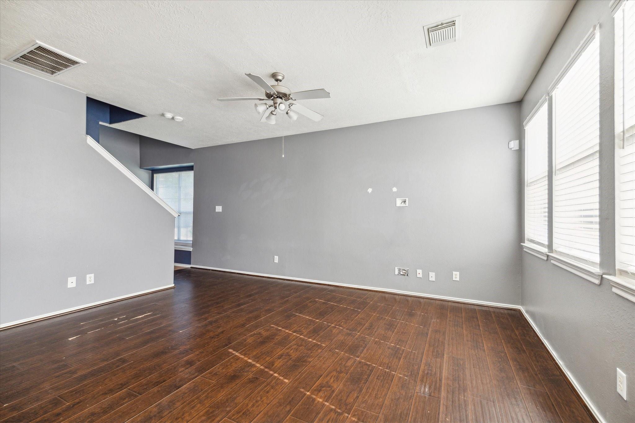 14307 Mirkwood Lane