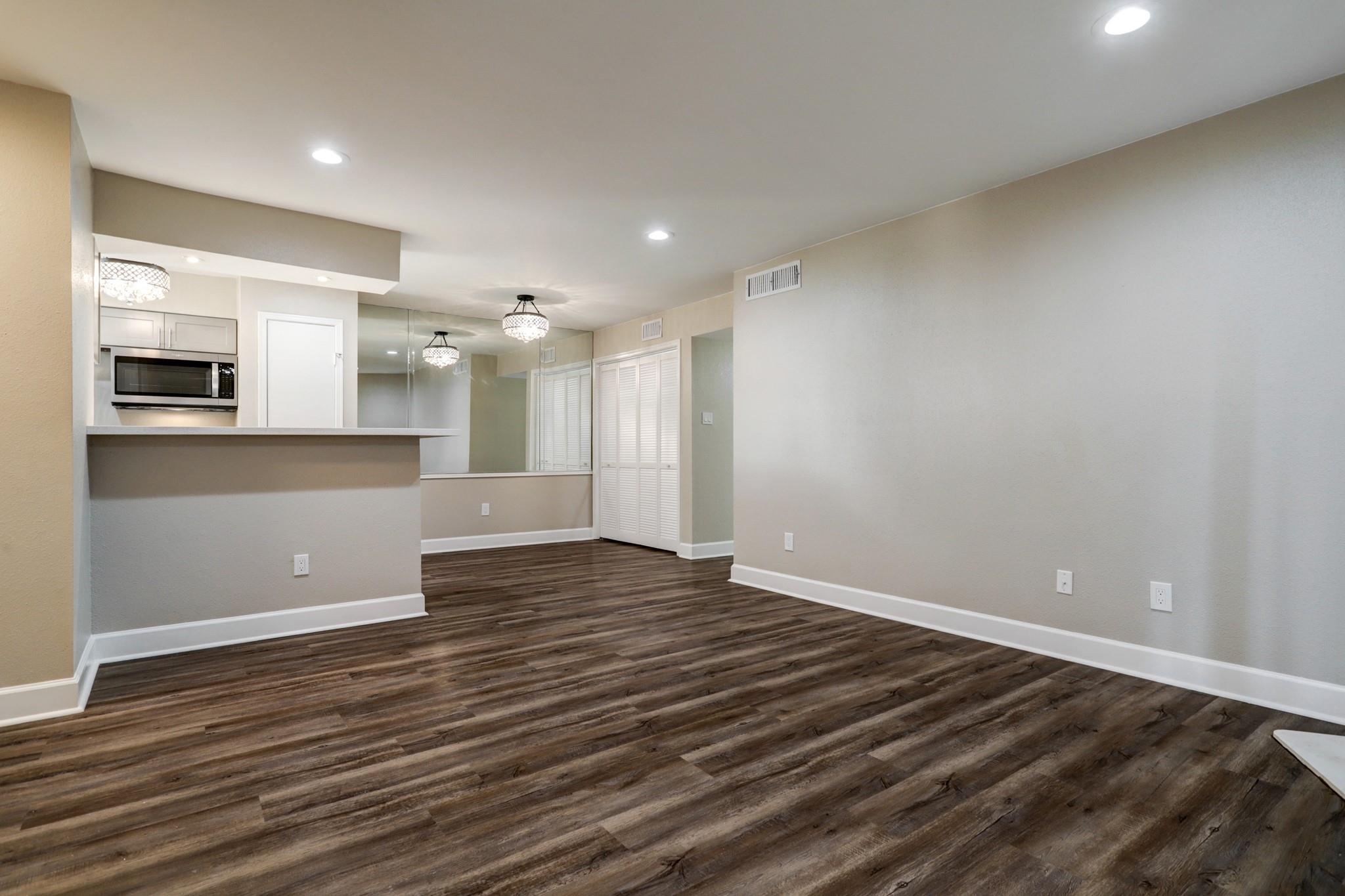 10101 S Gessner Road # 701