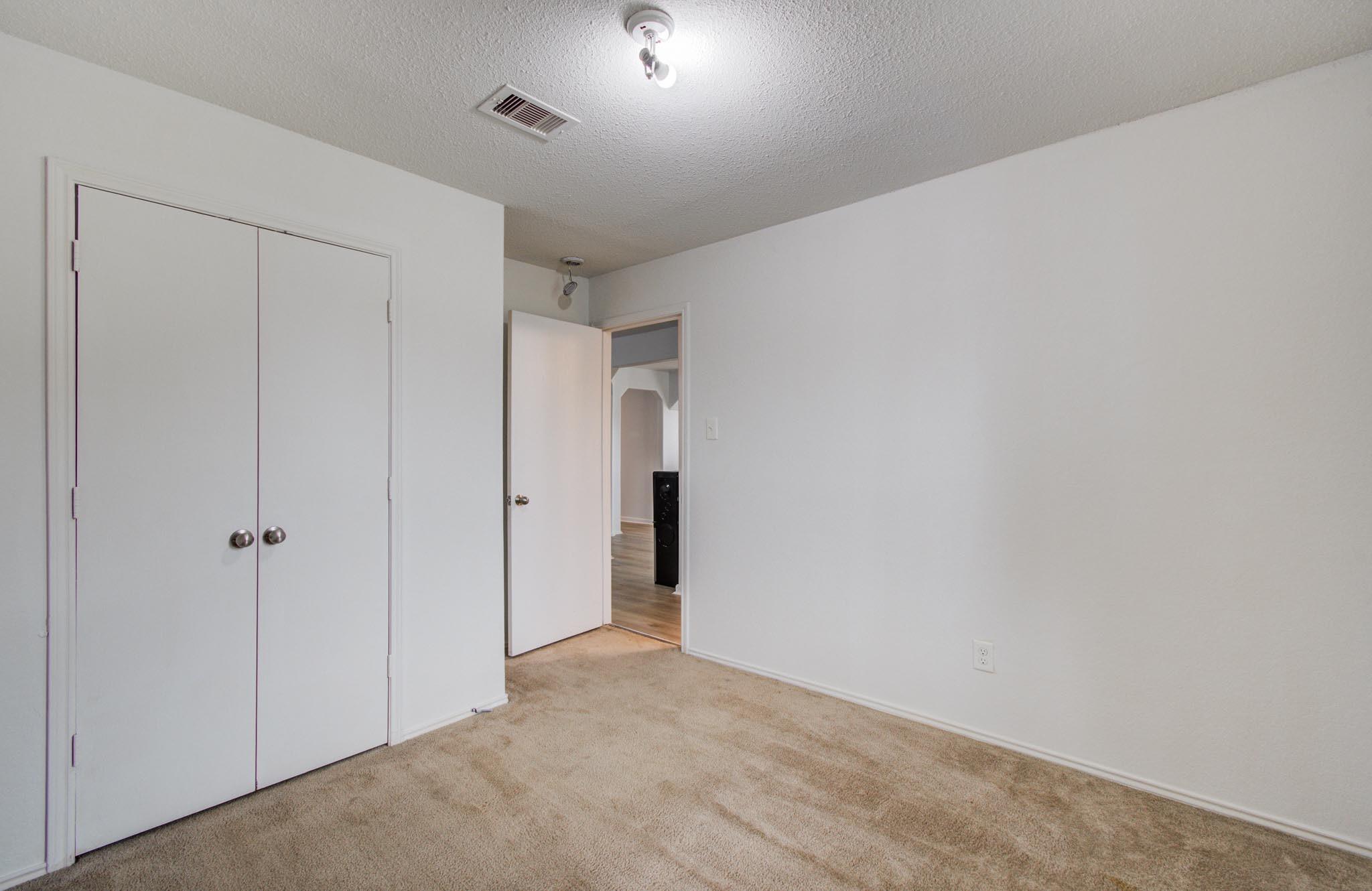 2614 Kenwich Oaks Lane