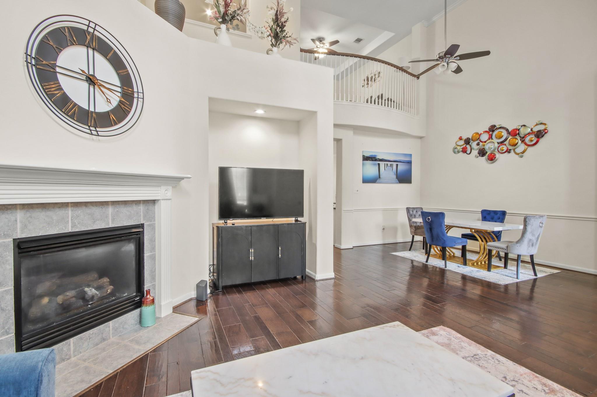 55 W Pipers Green Street