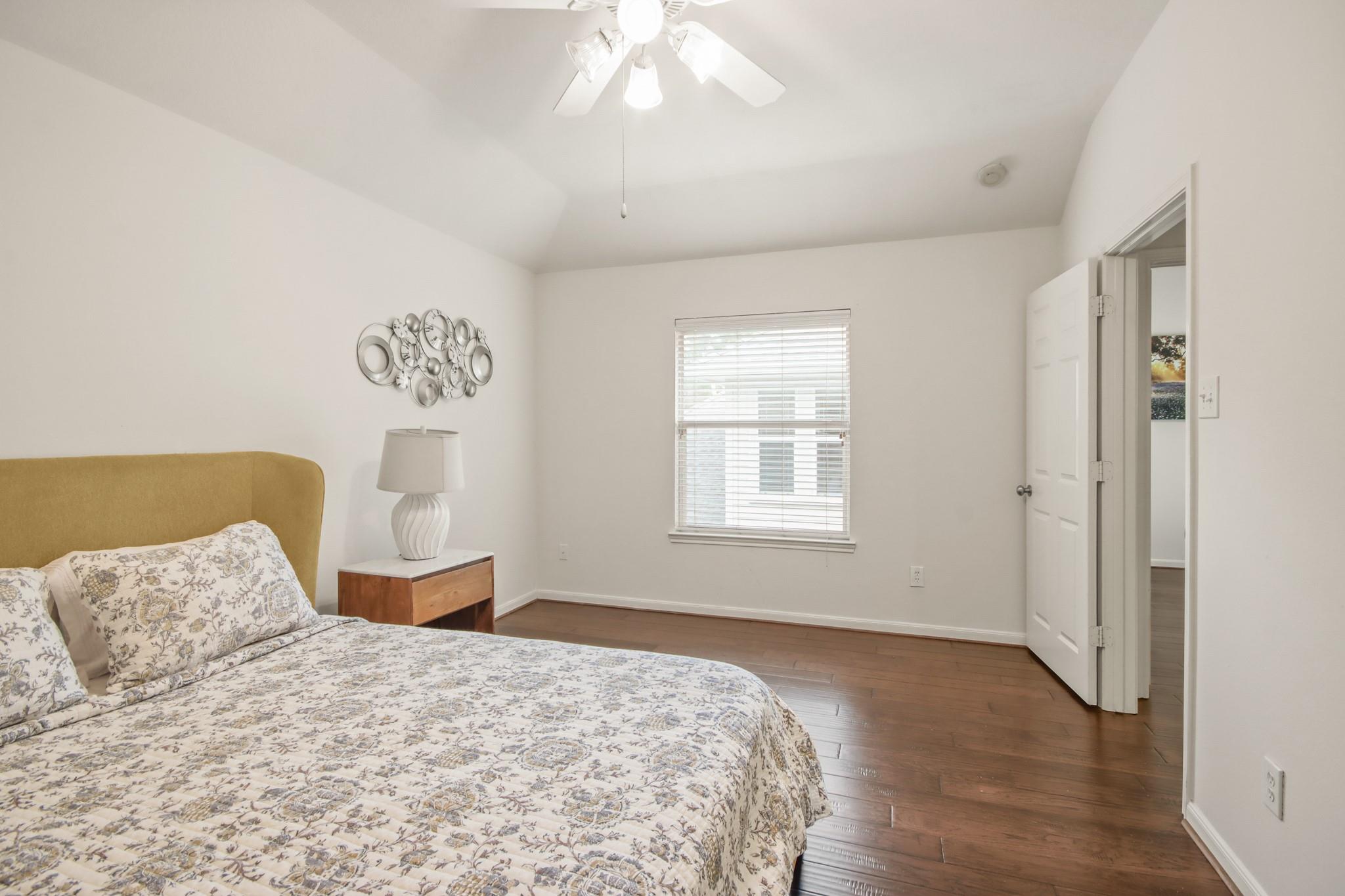 55 W Pipers Green Street