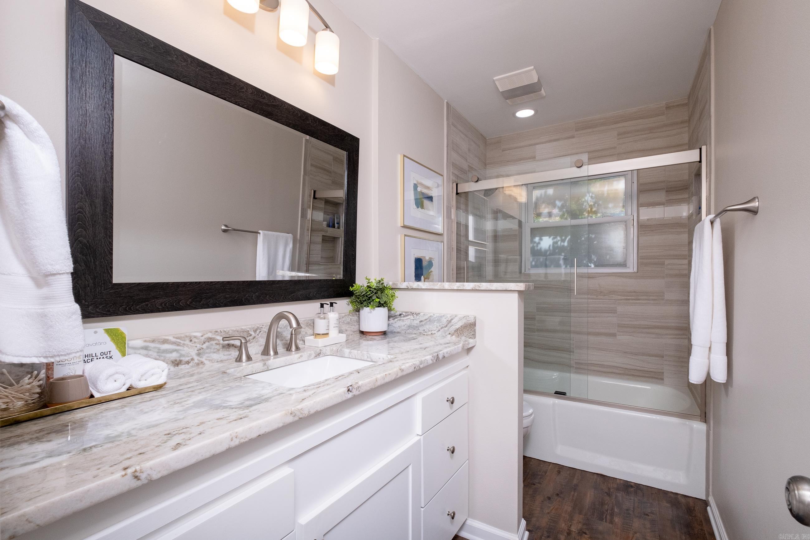 10013 Charterhouse Road