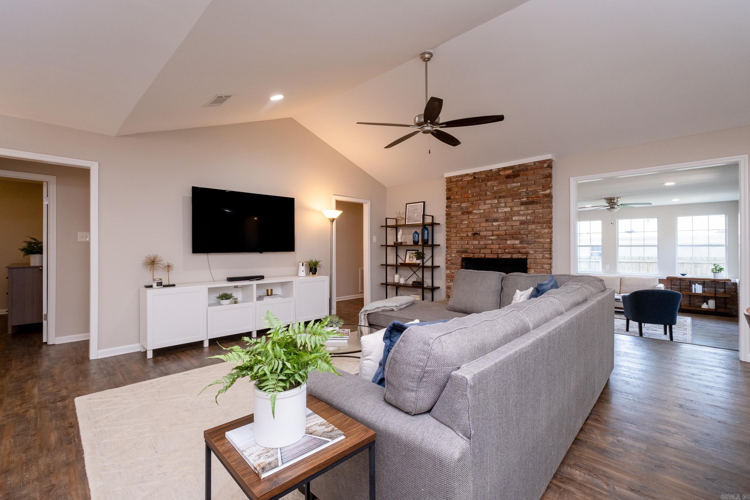 10013 Charterhouse Road