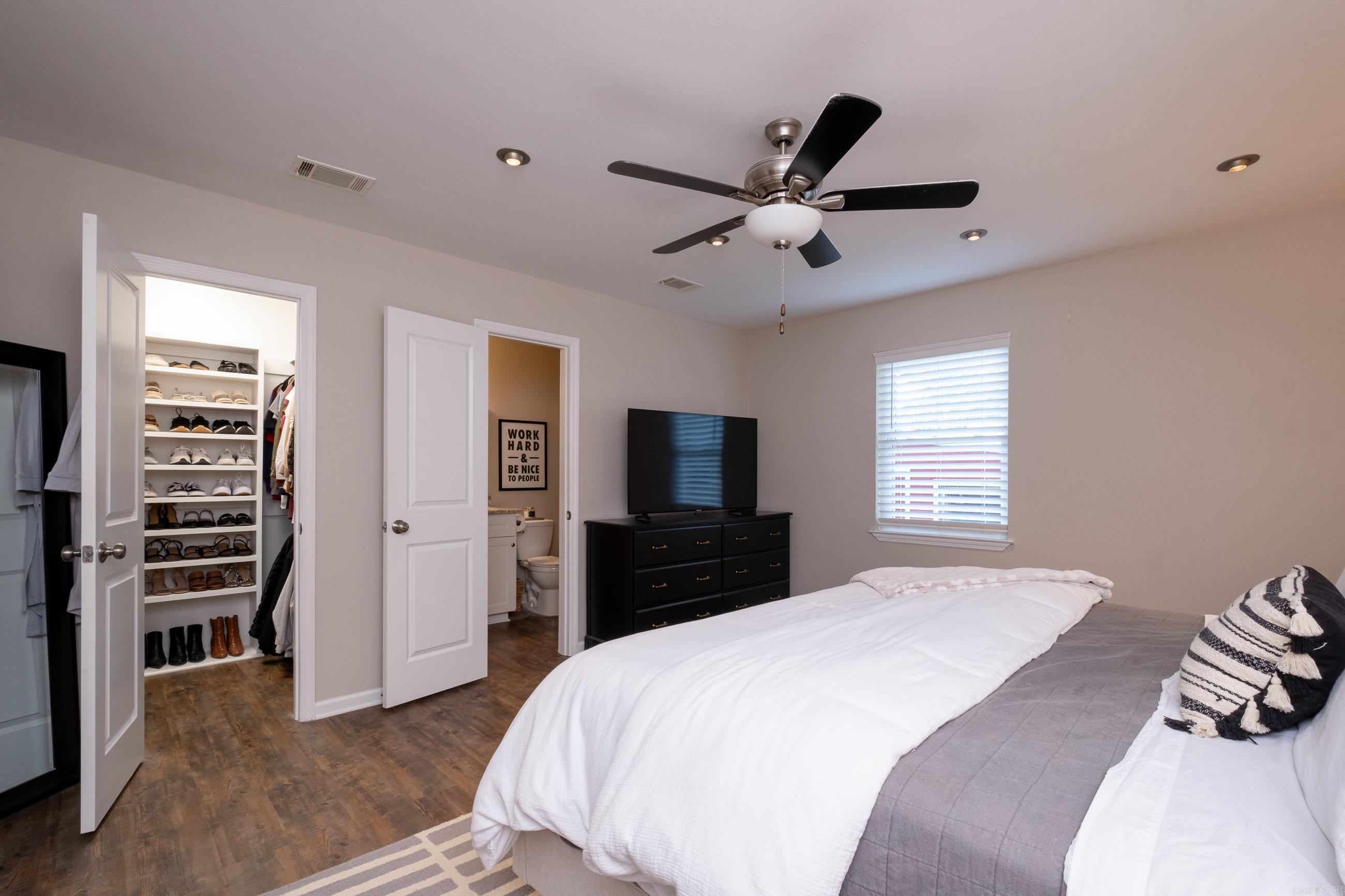 10013 Charterhouse Road