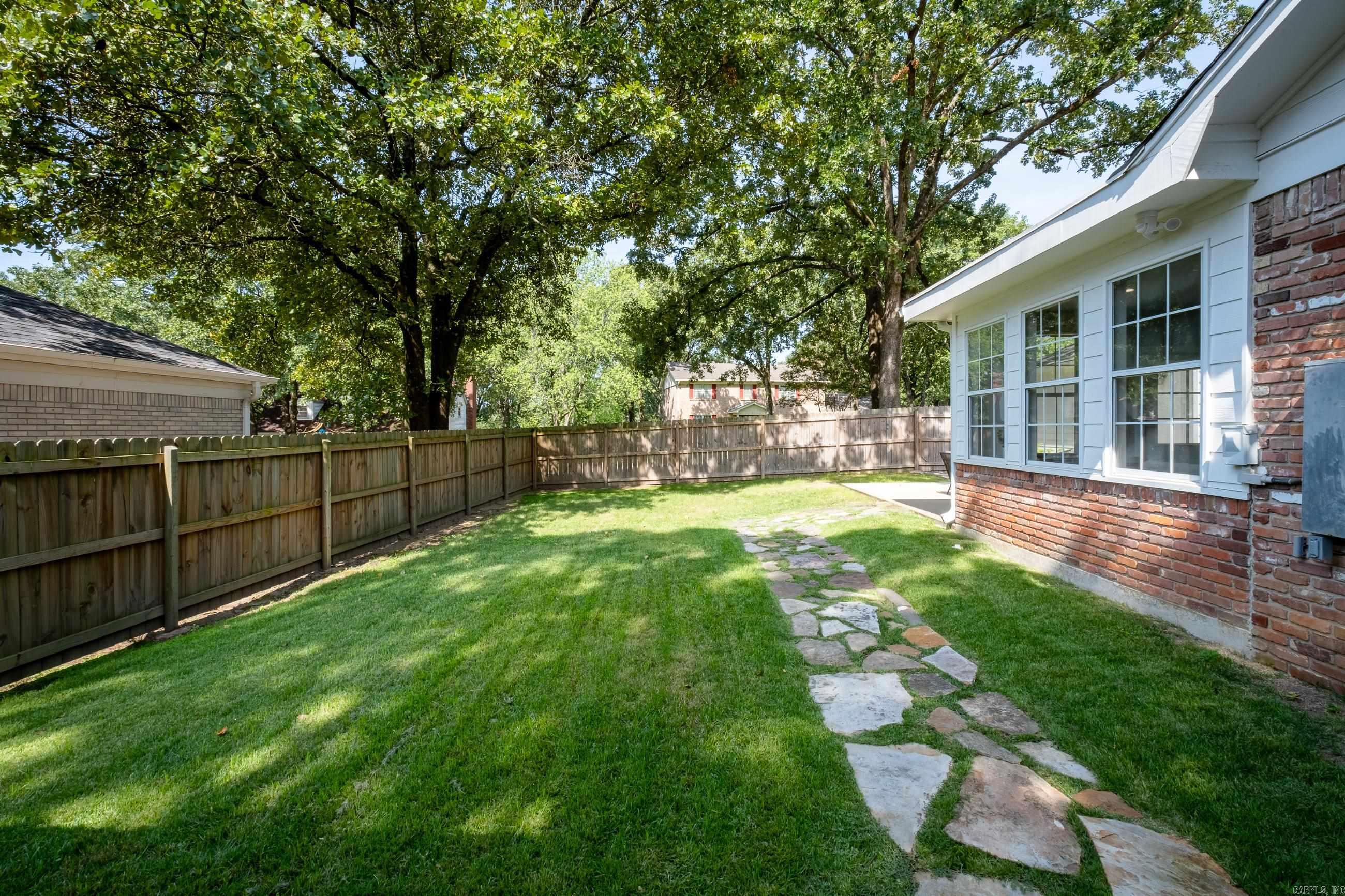 10013 Charterhouse Road