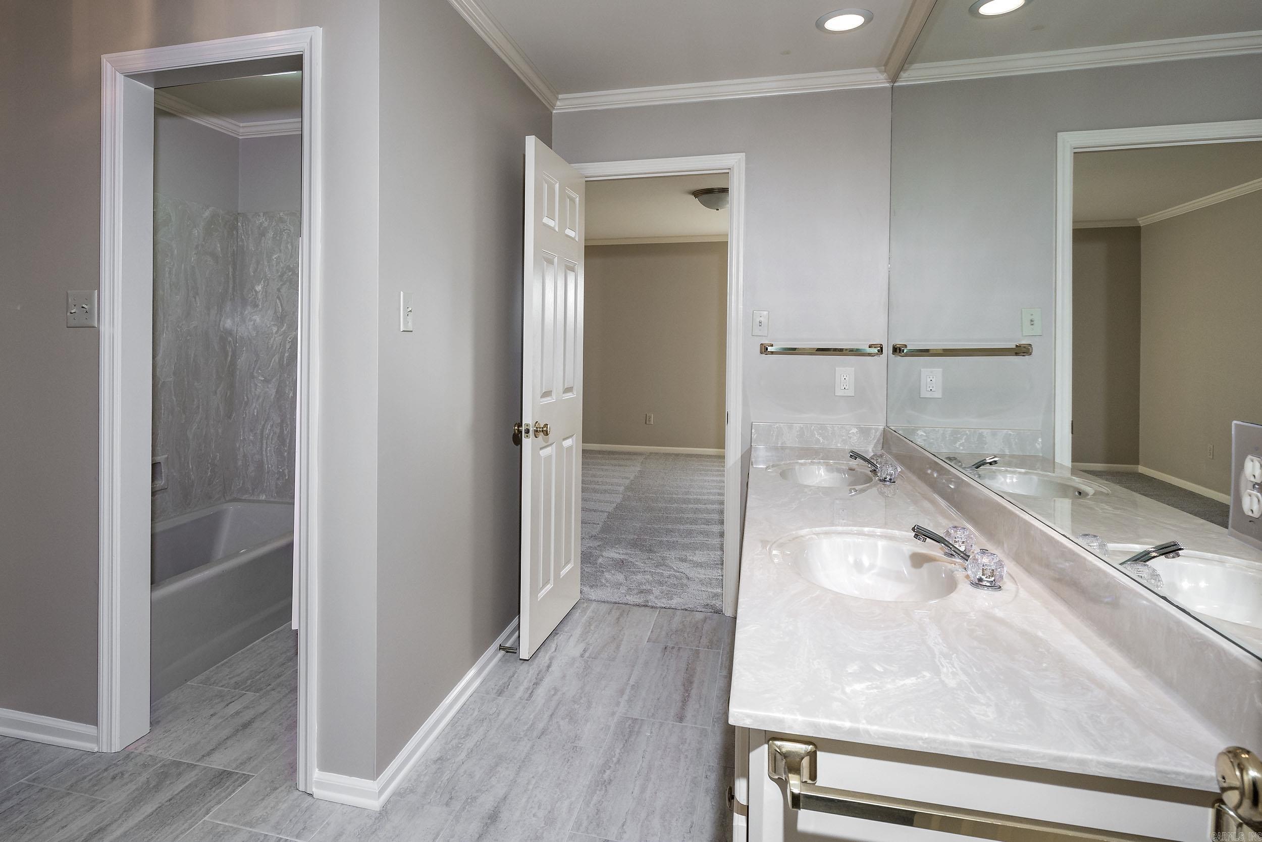 31 Rocky Valley Cove