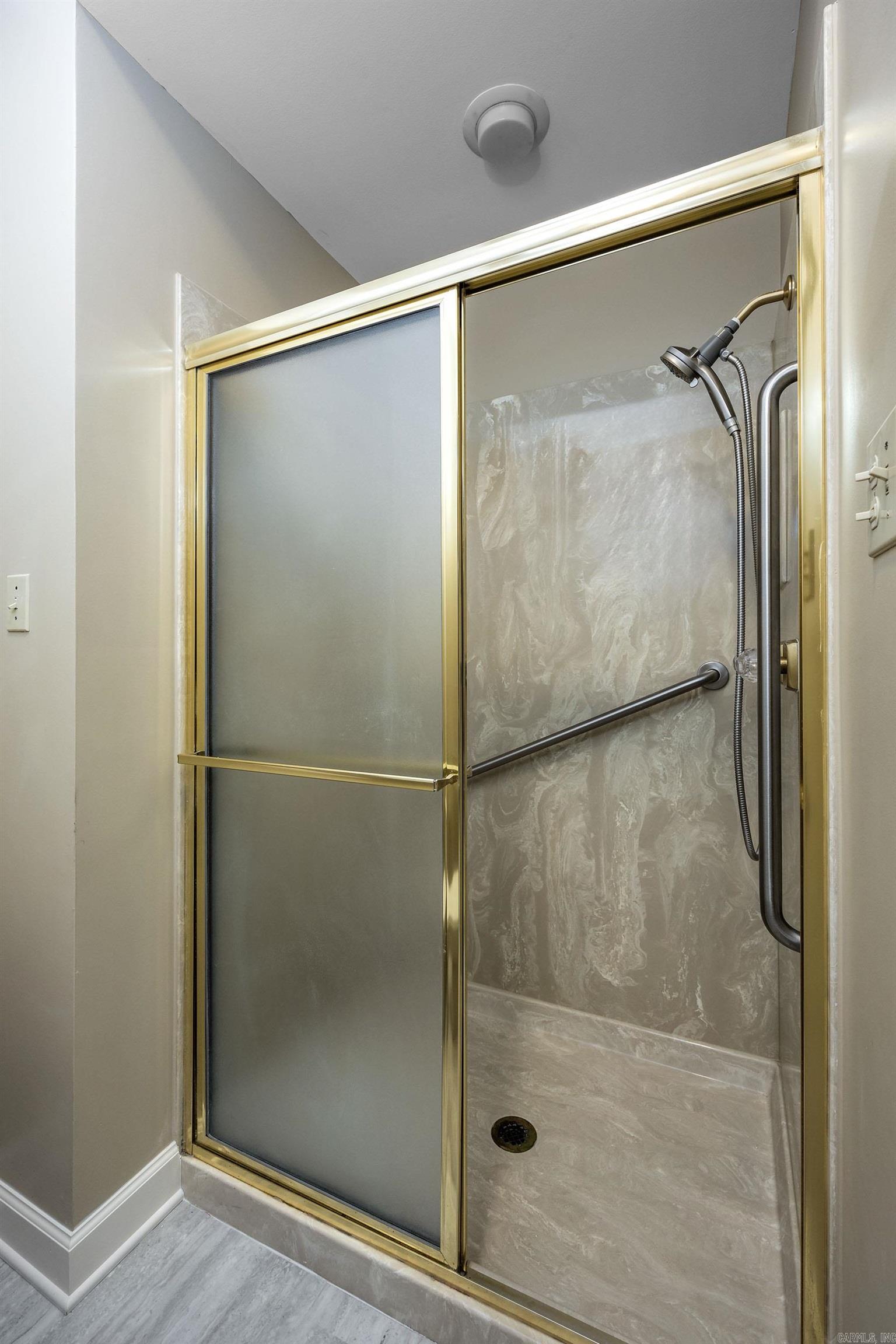 31 Rocky Valley Cove