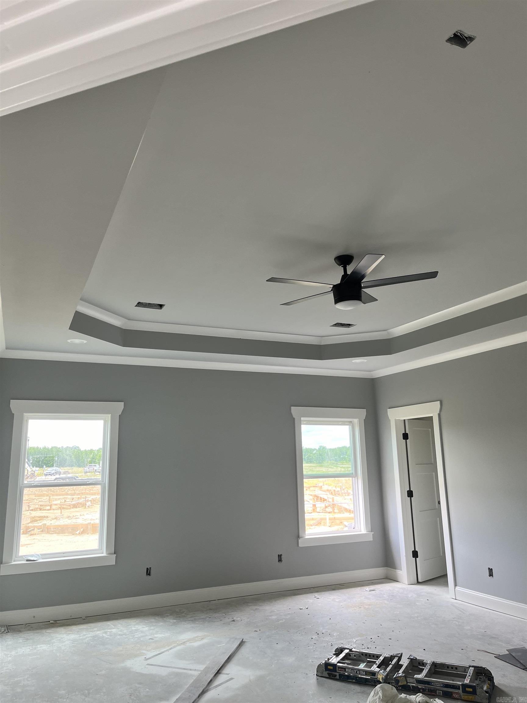 2337 Lakewood Circle