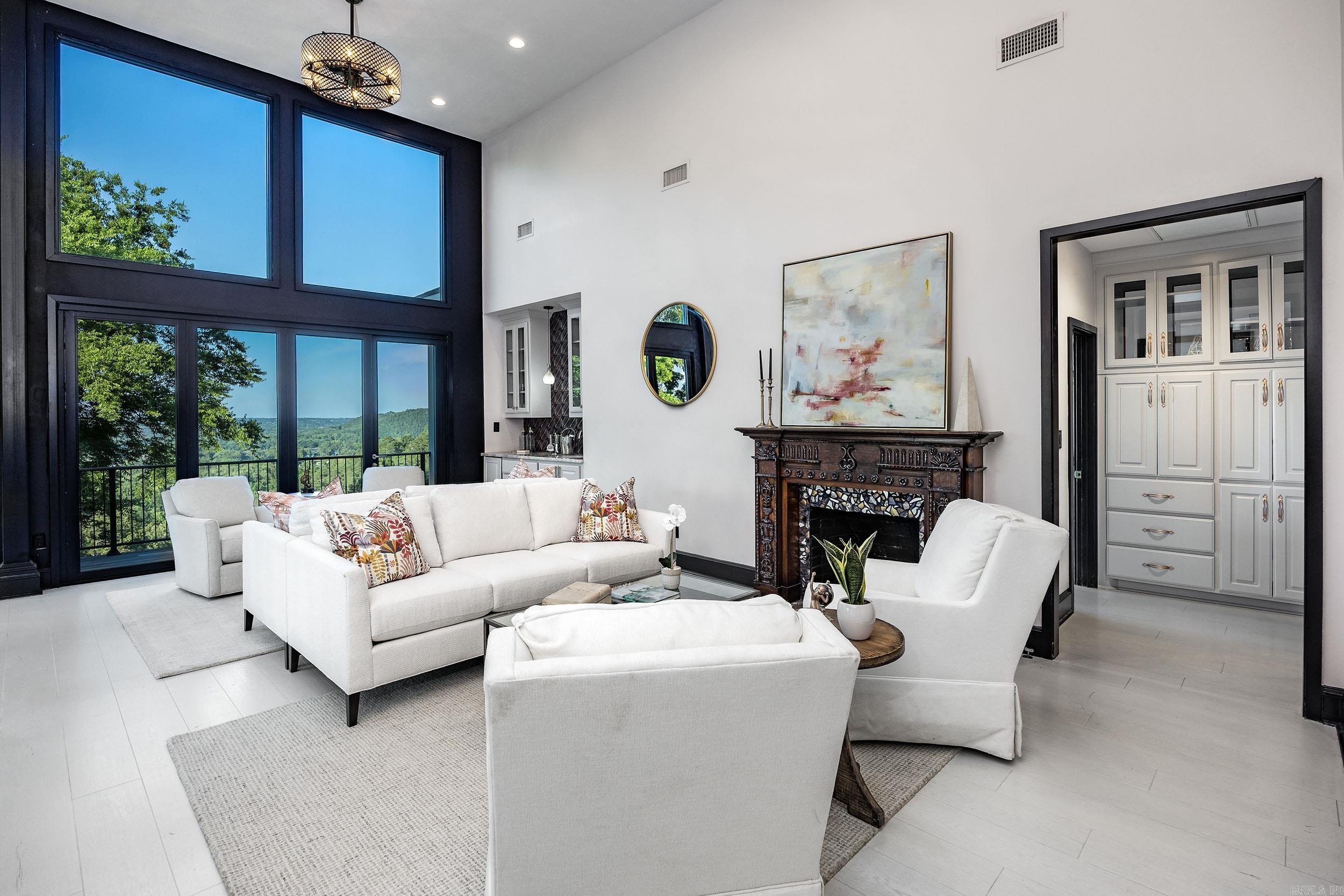 19 Blue Ridge Circle