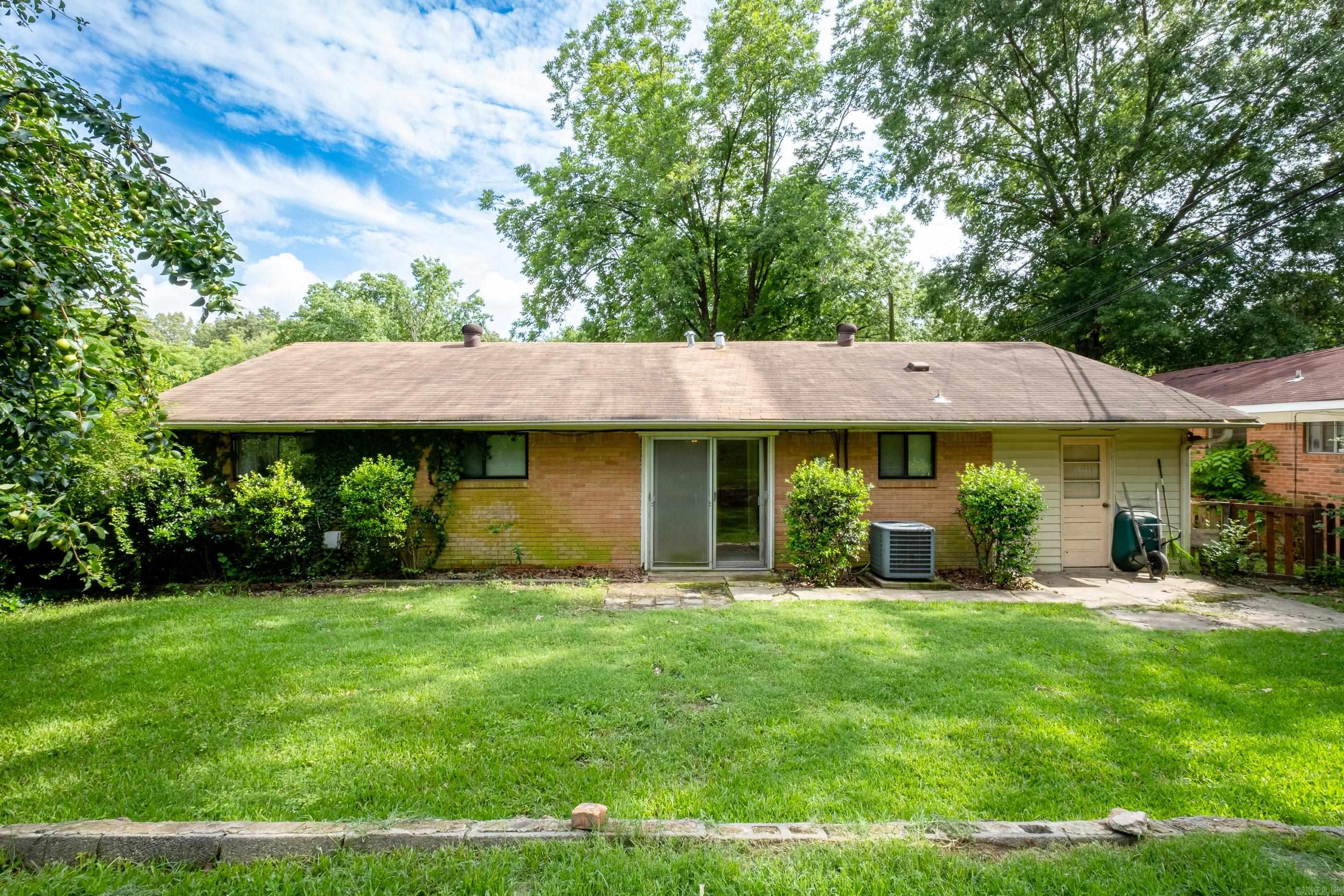 24 Point O Woods Drive