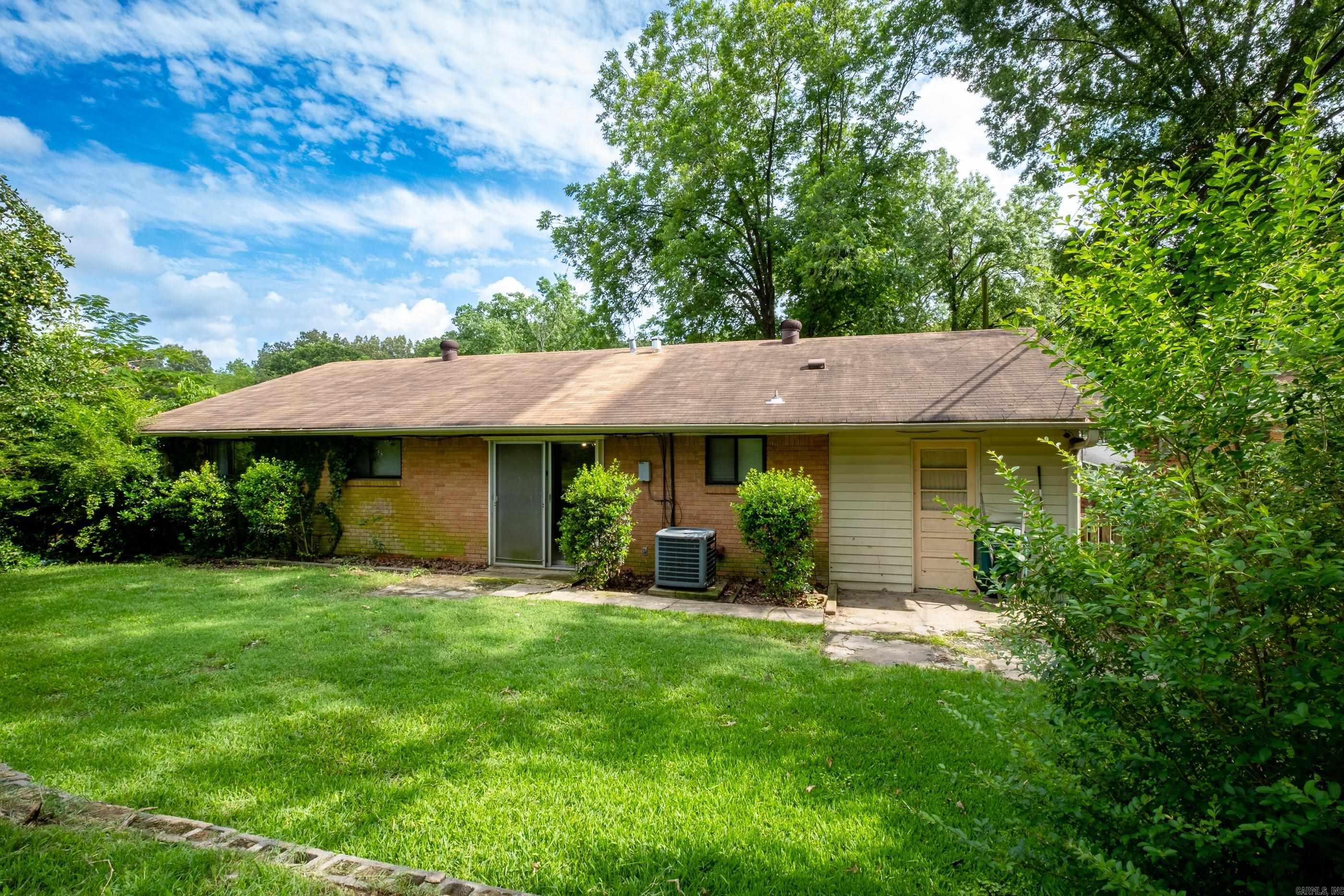 24 Point O Woods Drive