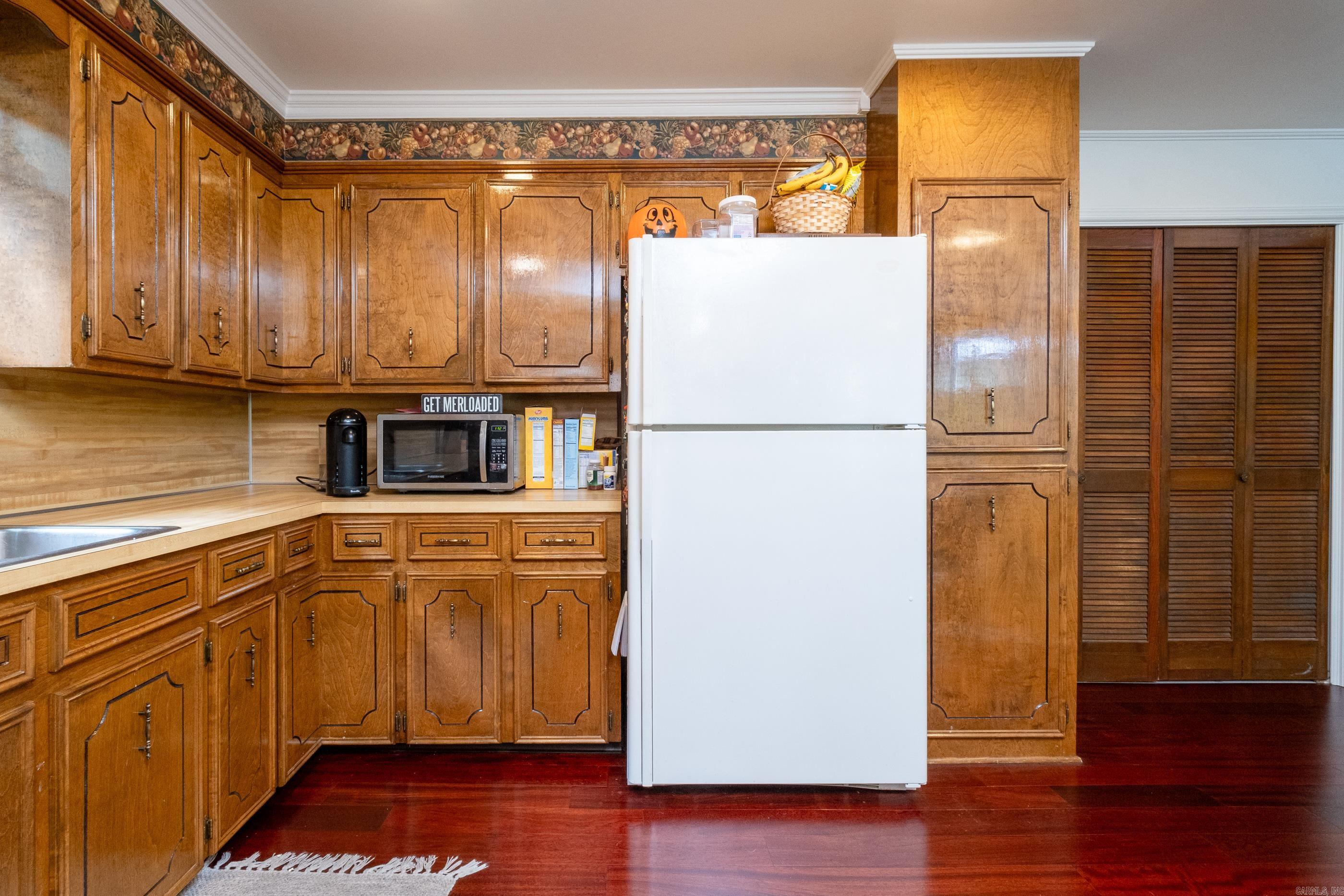 1511 Ellen Court