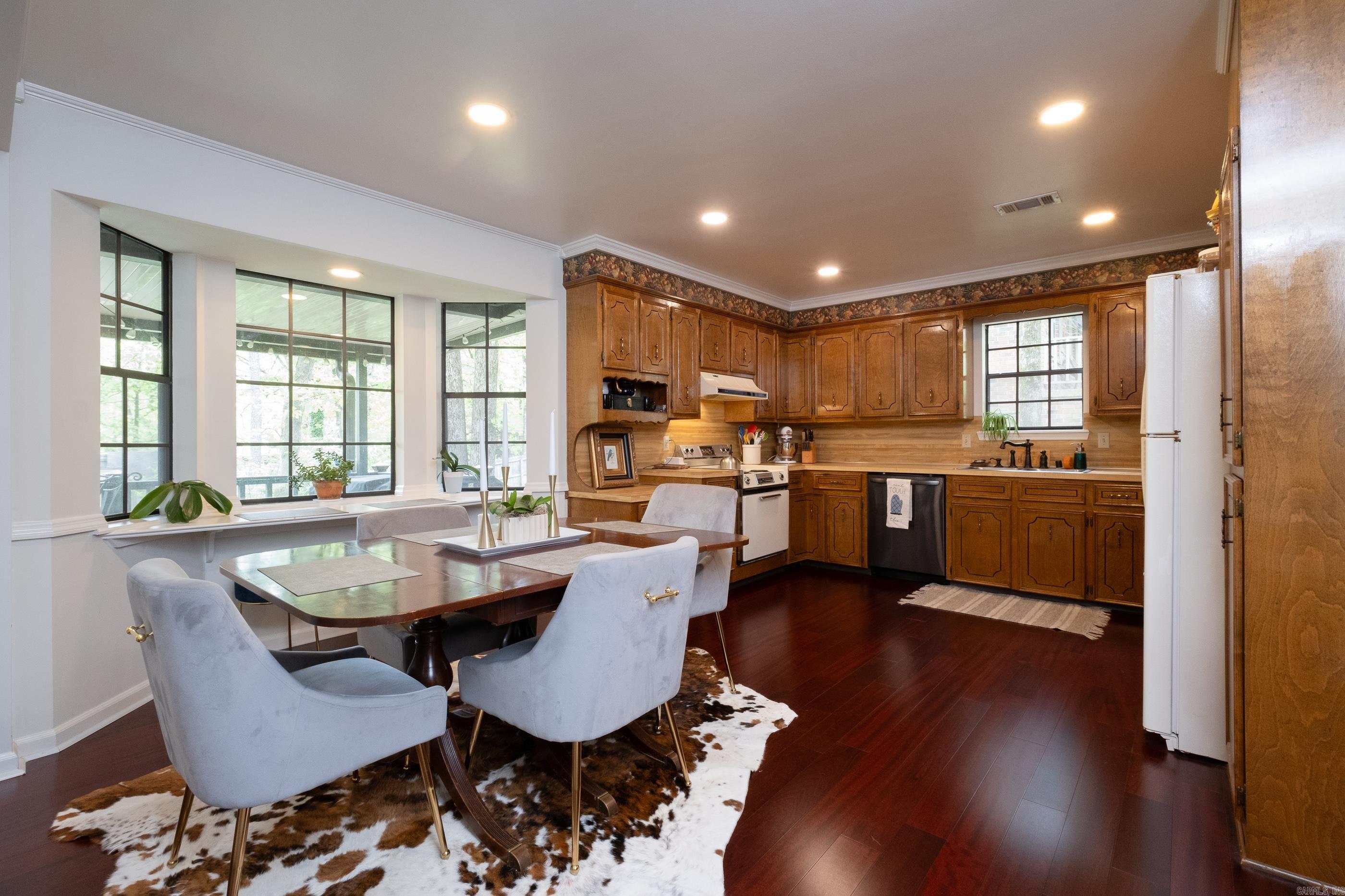 1511 Ellen Court