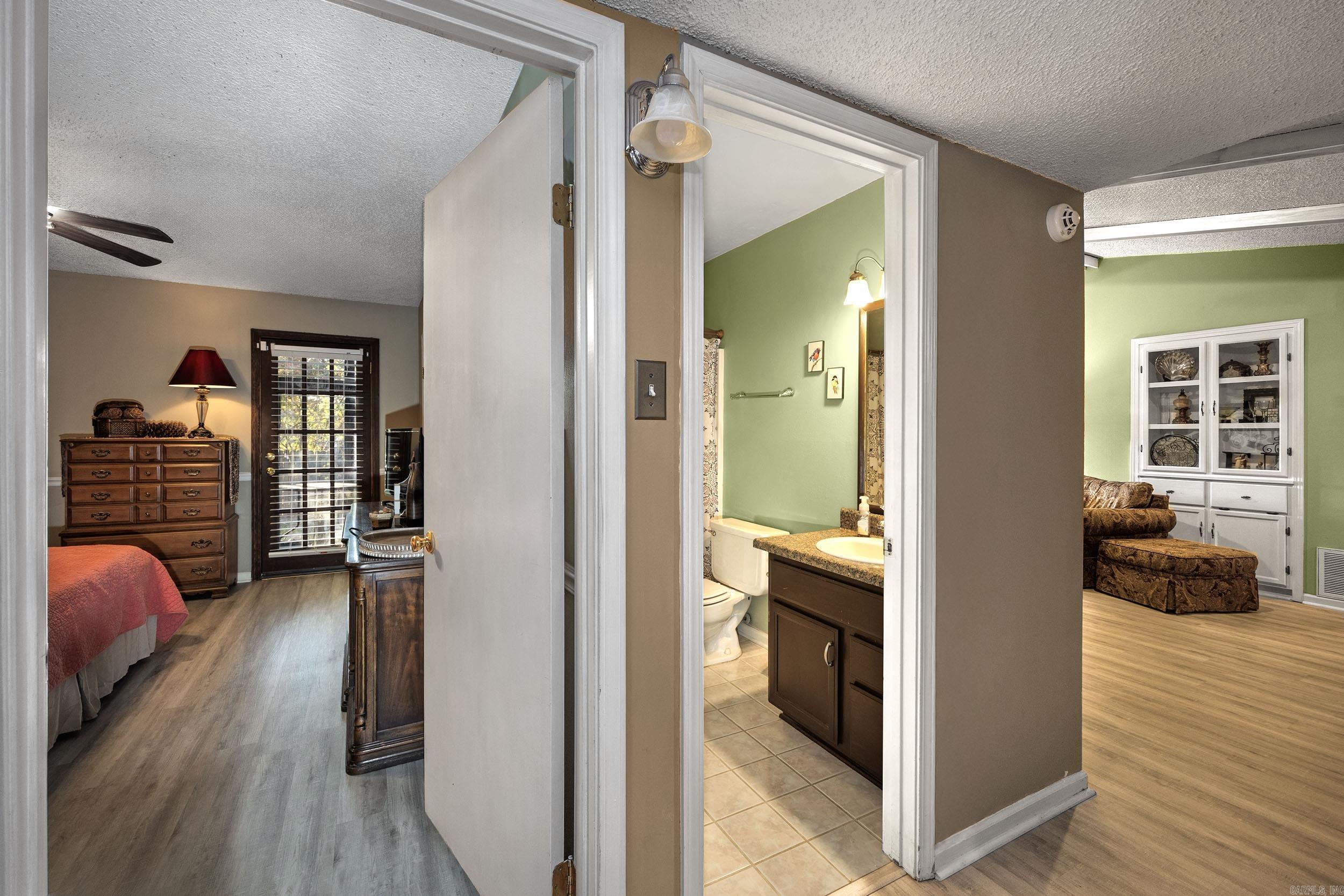 98 Point West Circle