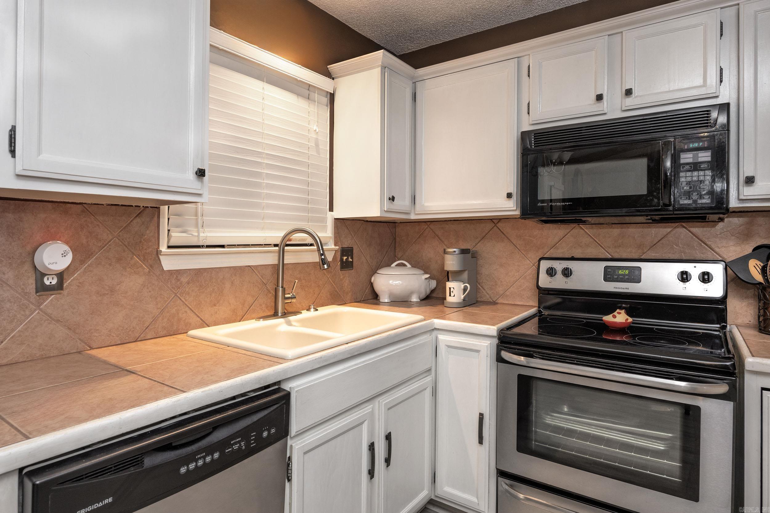 98 Point West Circle