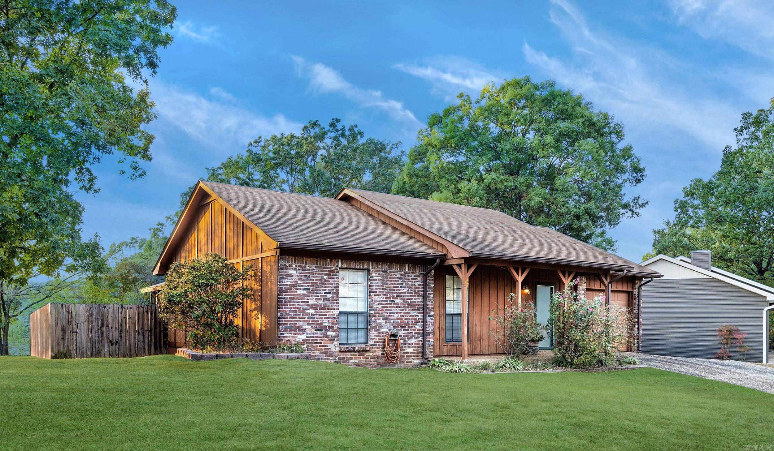 98 Point West Circle