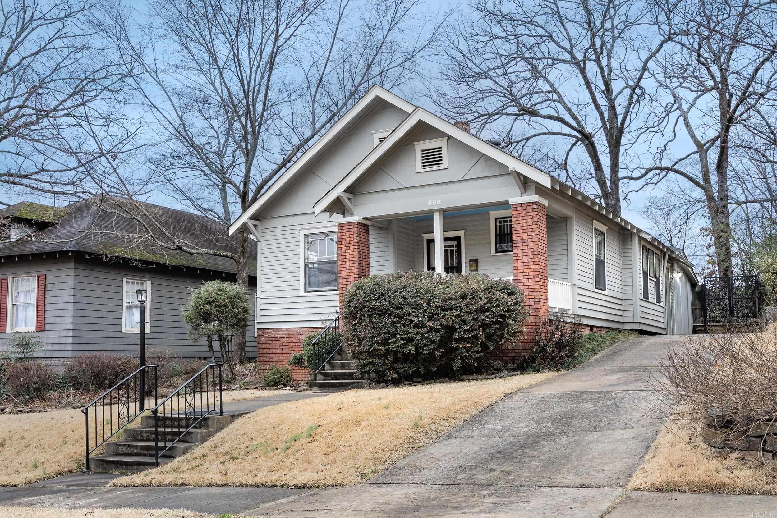 808 N Jackson Street