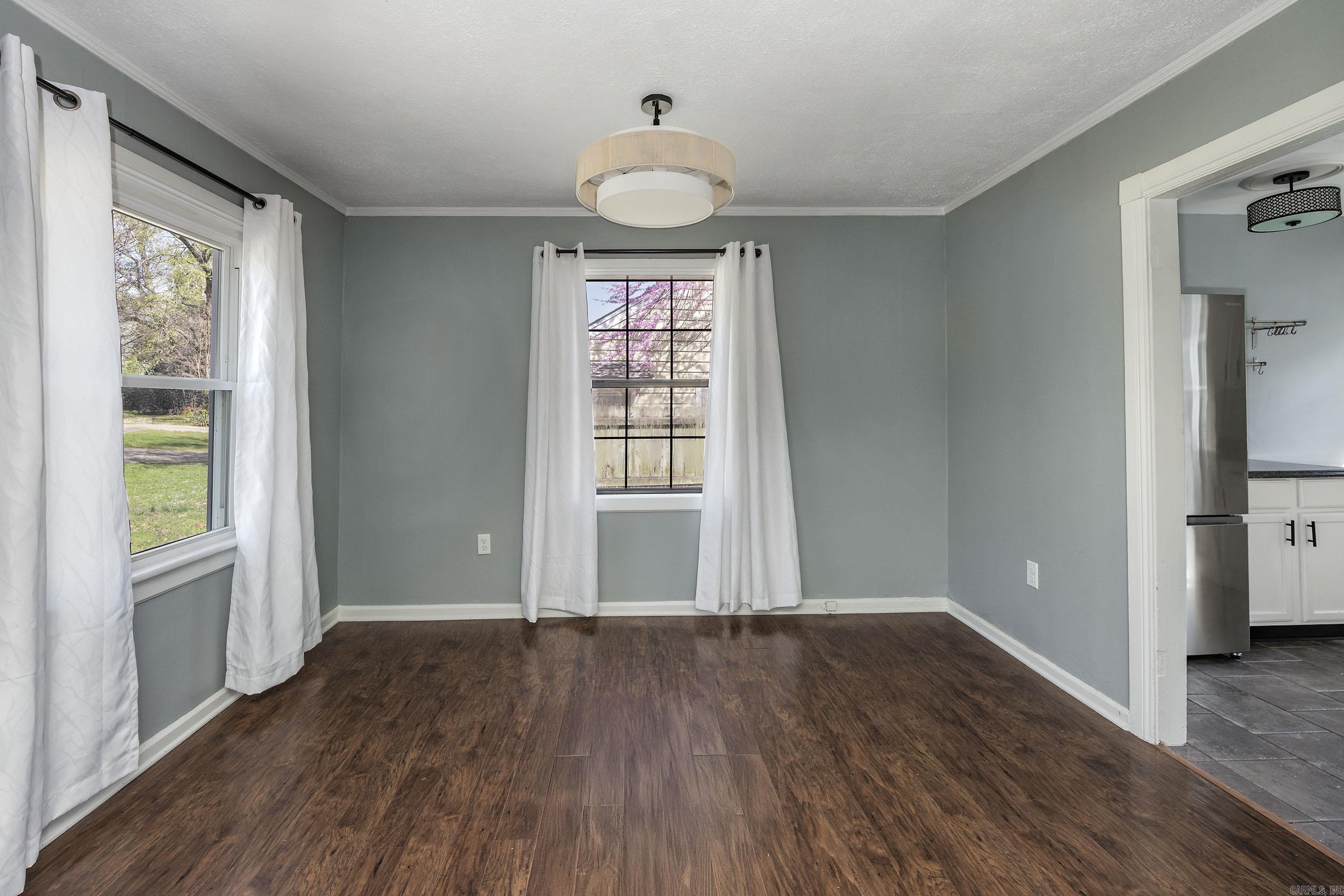 1718 Lilac Circle
