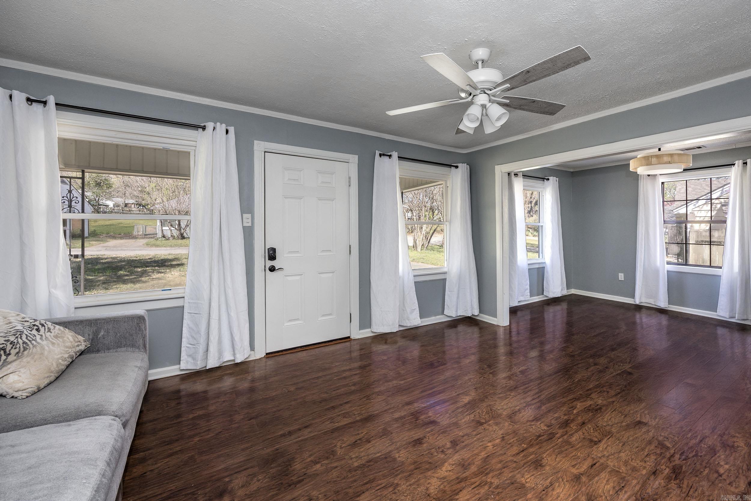 1718 Lilac Circle