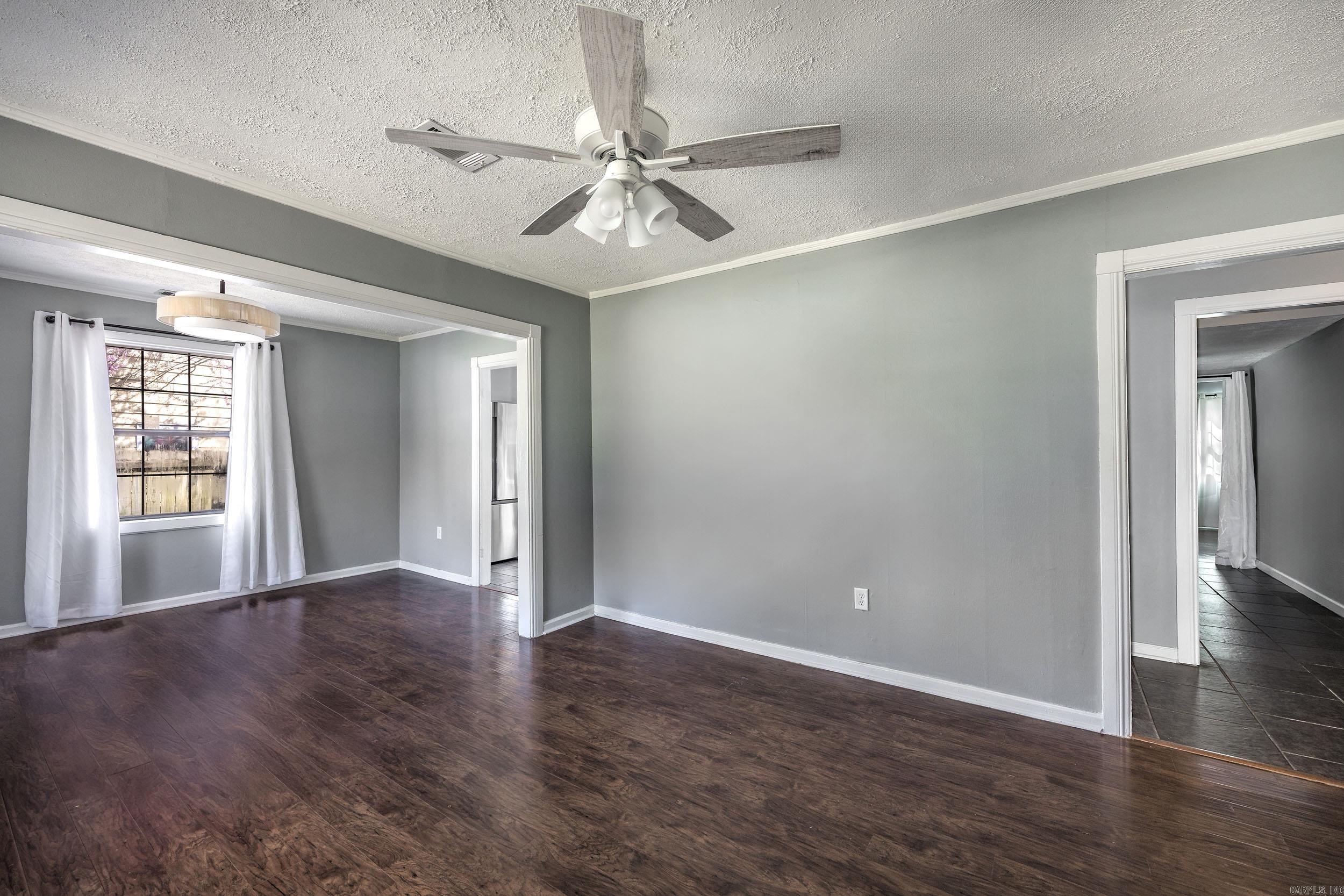 1718 Lilac Circle