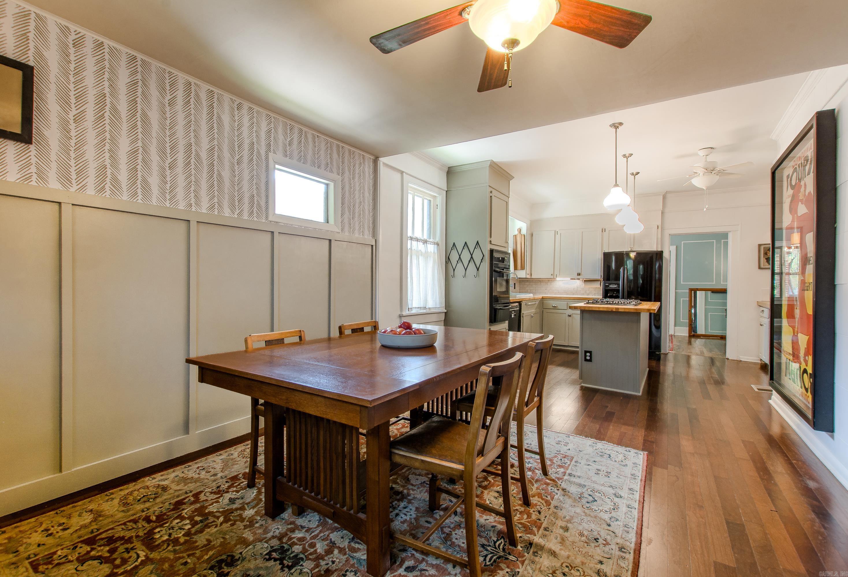 319 W G Avenue