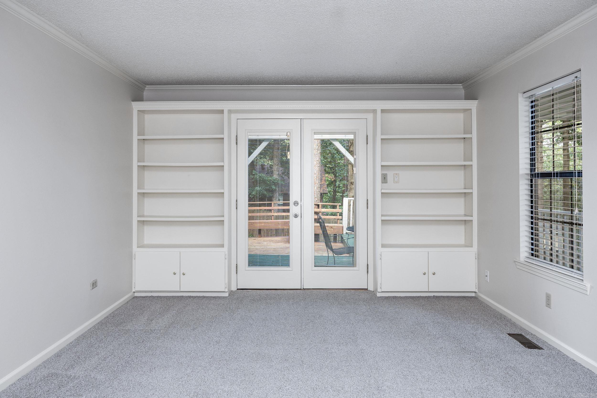 2101 Hickory Nut Court