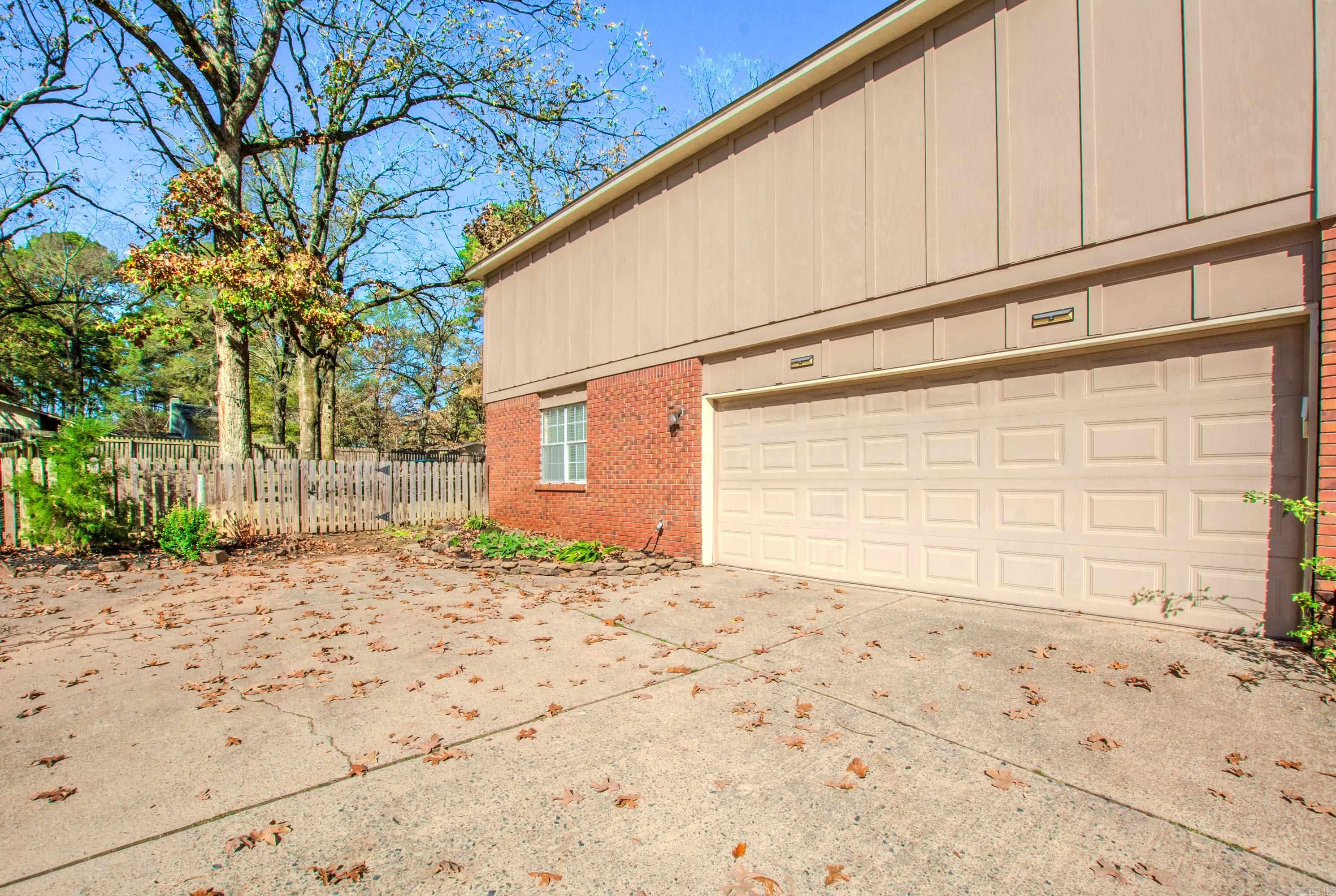 14 Braeswood Place