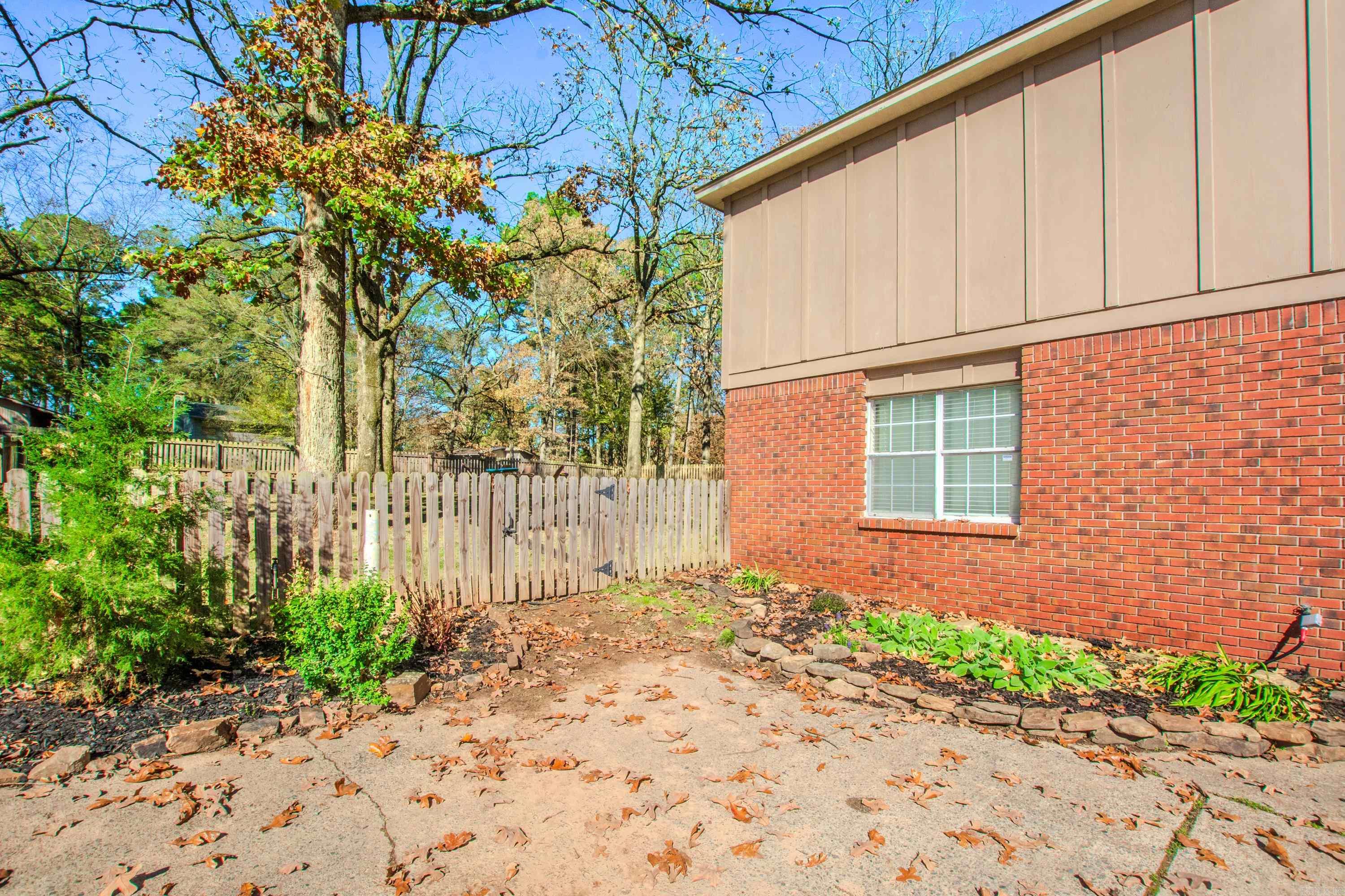 14 Braeswood Place