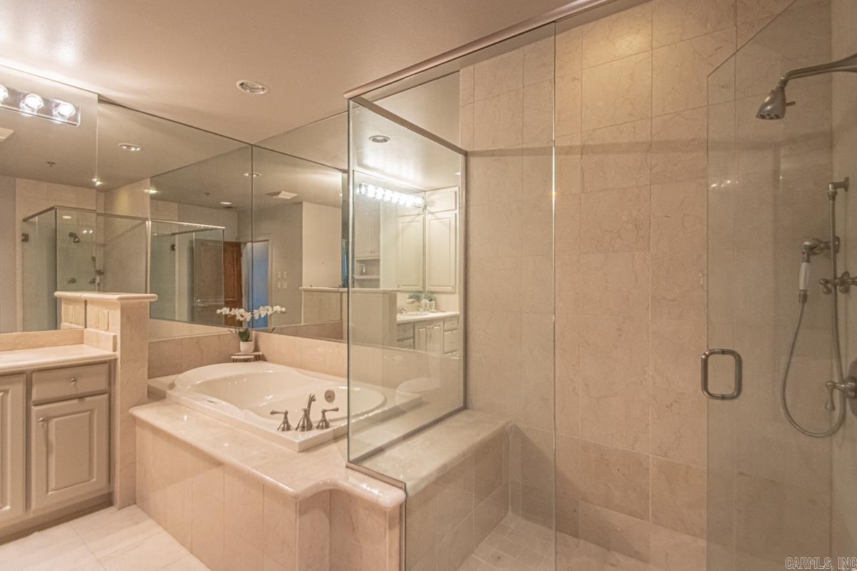 200 River Market Avenue Unit: 708