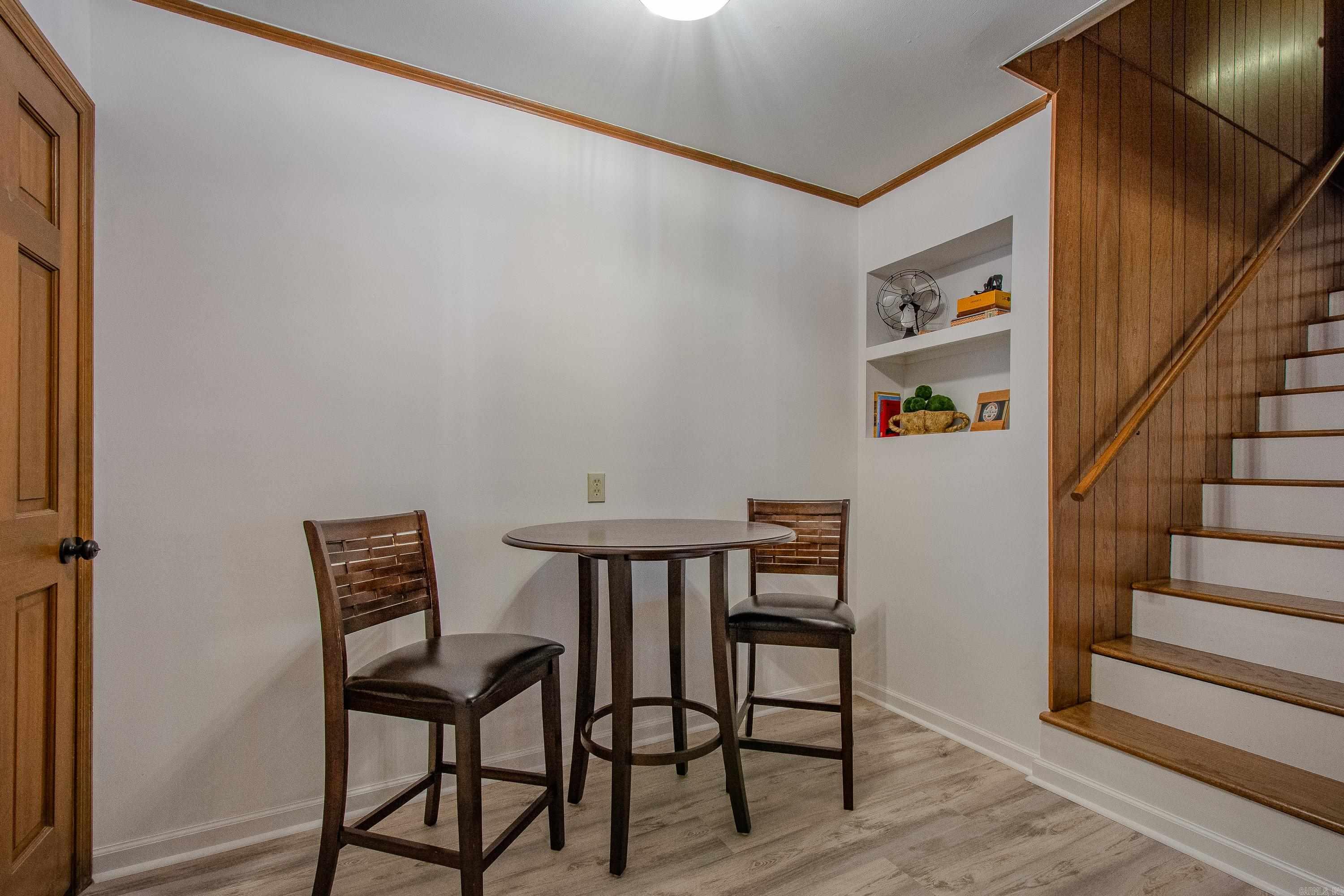31 Flintwood Drive