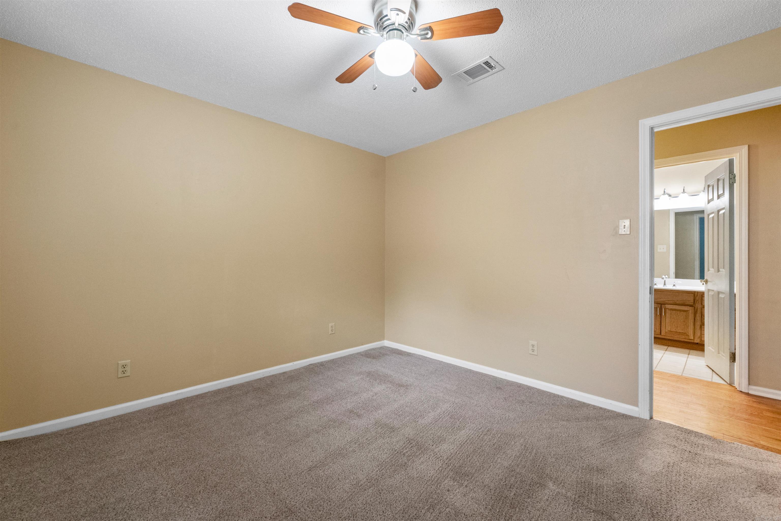 108 Devon Cove