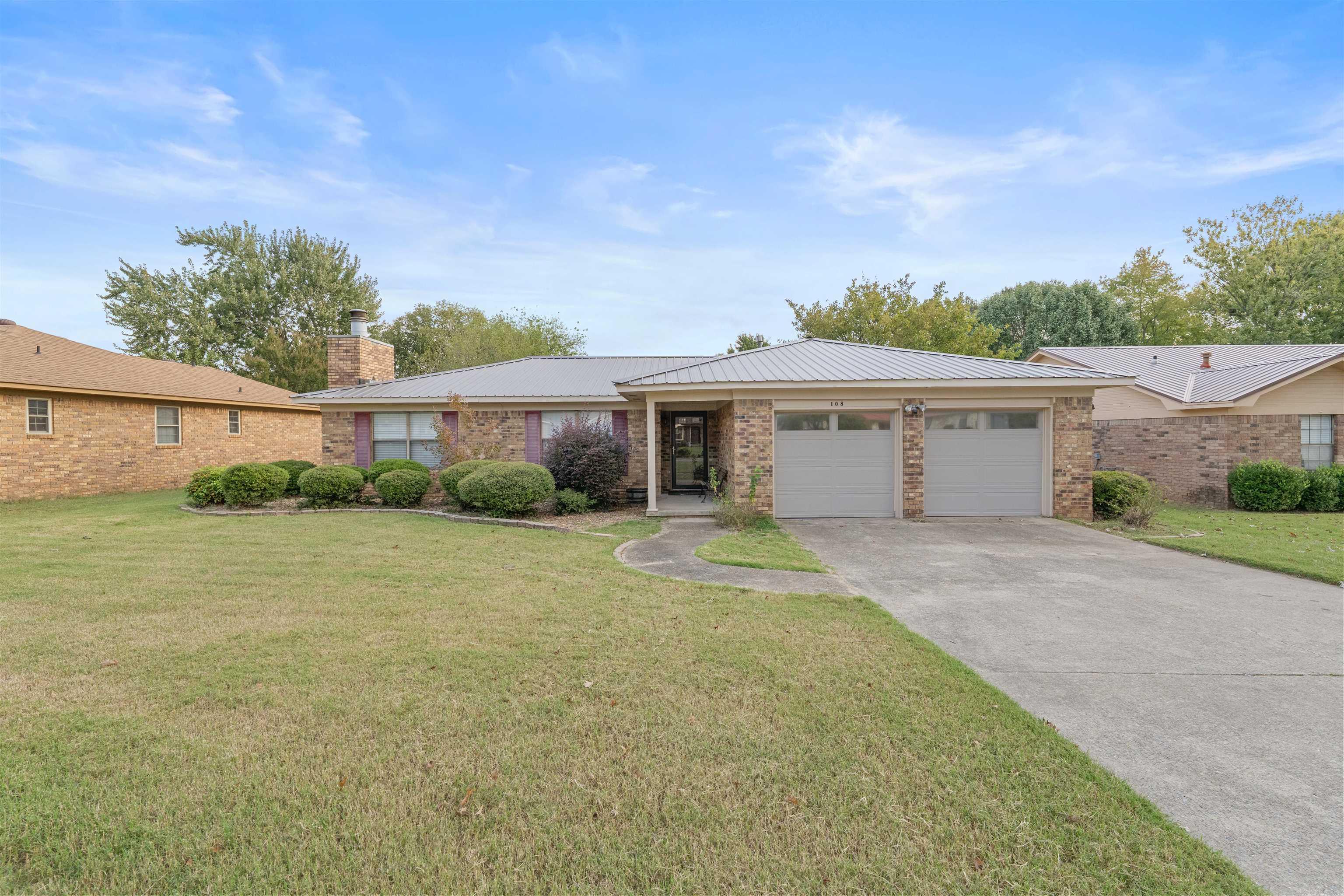 108 Devon Cove